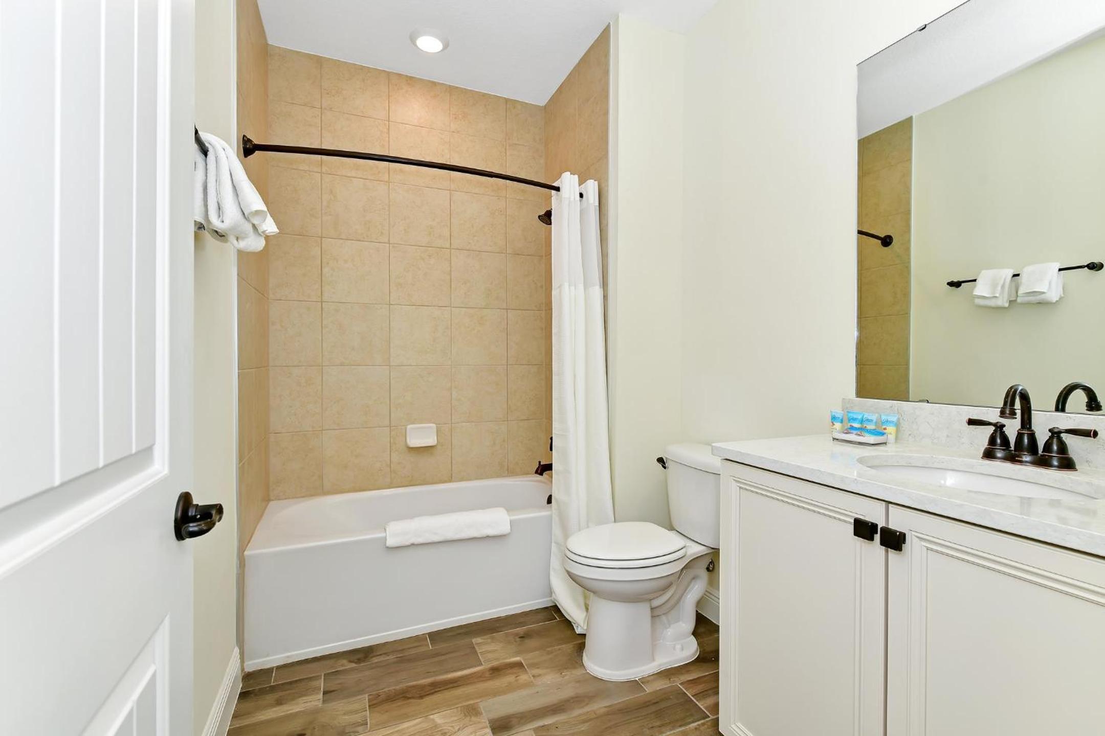 Orange Oasis Villa Near Disney With Margaritaville Resort & Island H20 Waterpark Access - 3097Cs