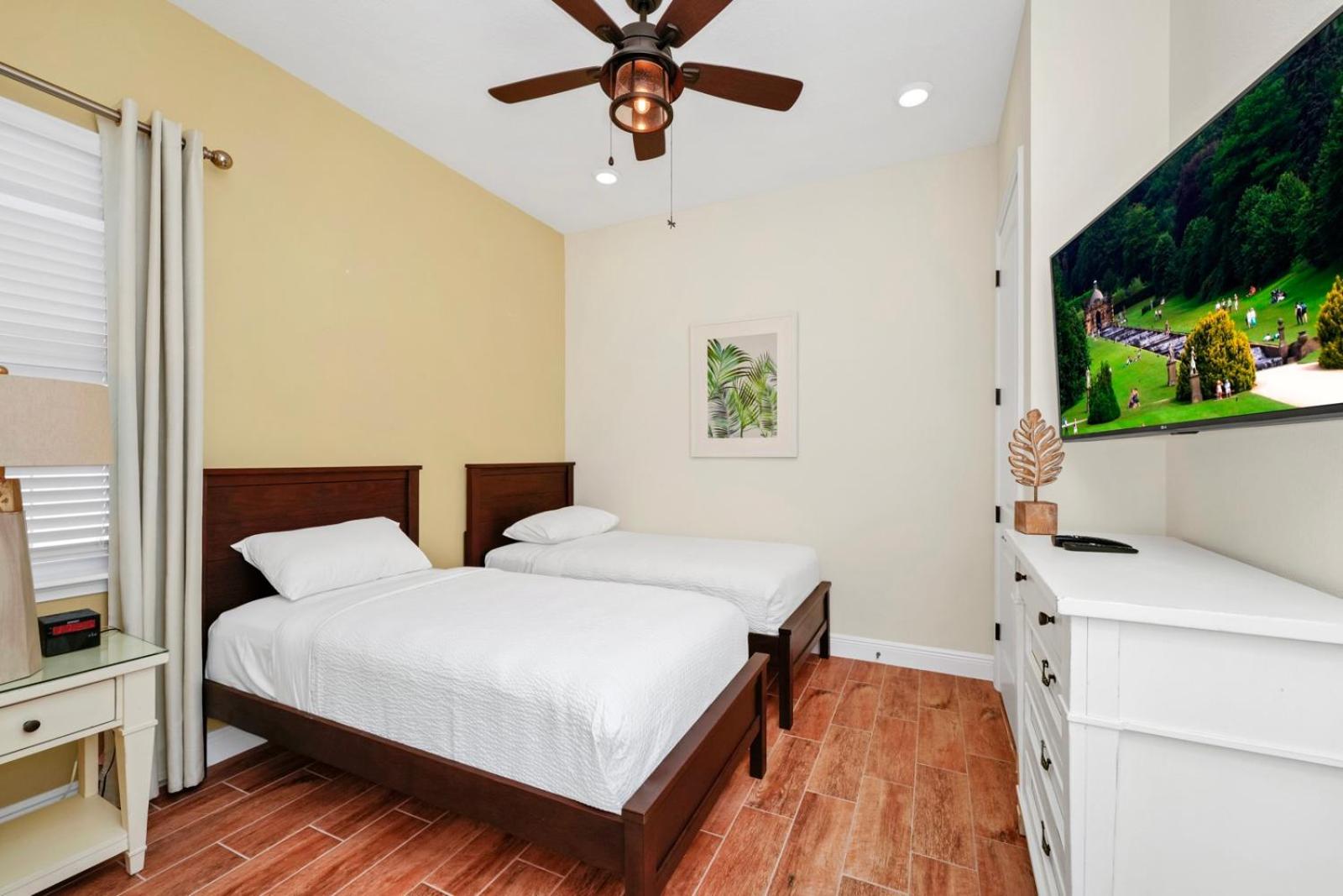 Orange Creamsickle Cottage Near Disney With Margaritaville Resort & Island H20 Waterpark Access - 2980Sr