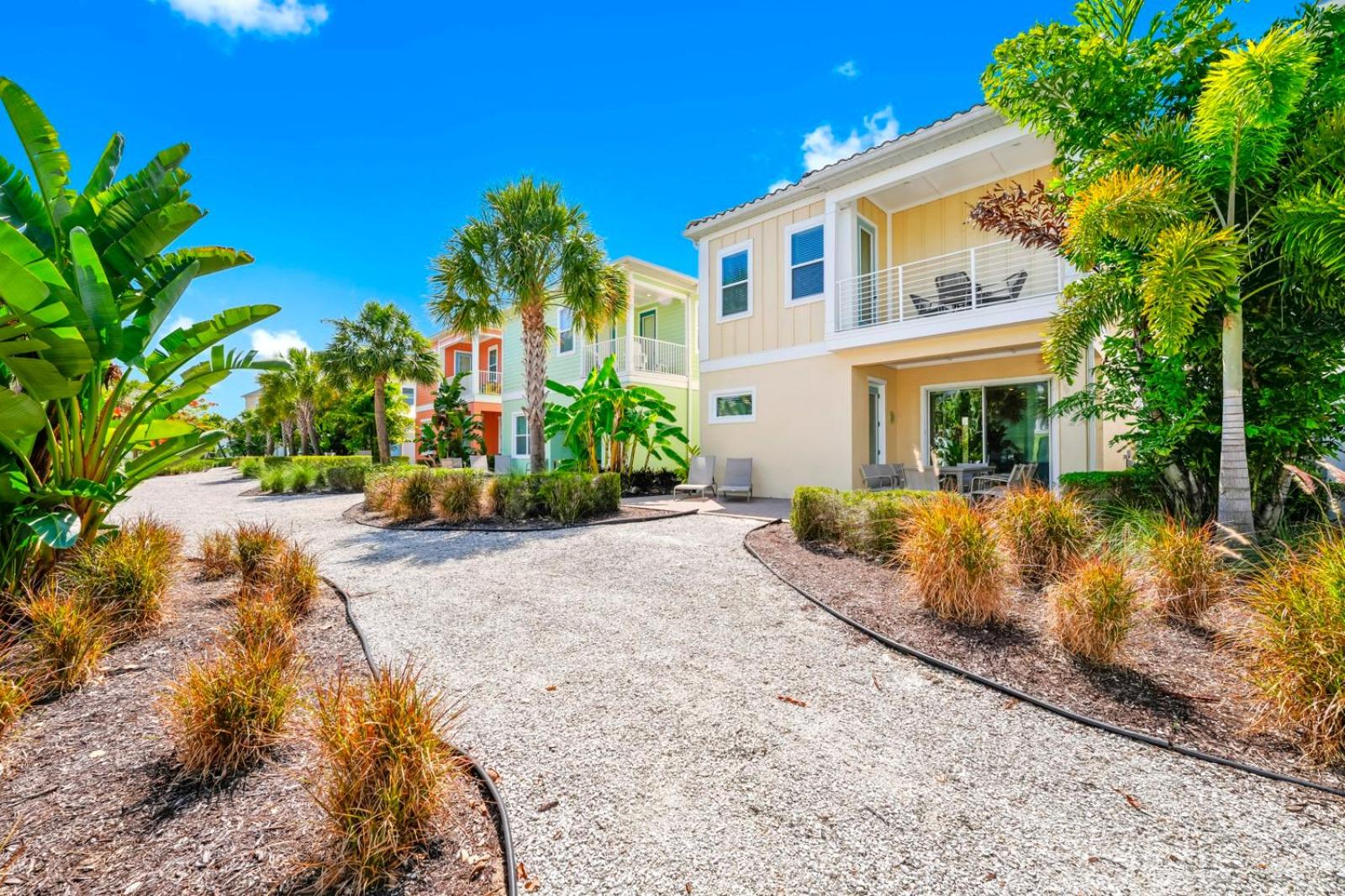 Orange Creamsickle Cottage Near Disney With Margaritaville Resort & Island H20 Waterpark Access - 2980Sr