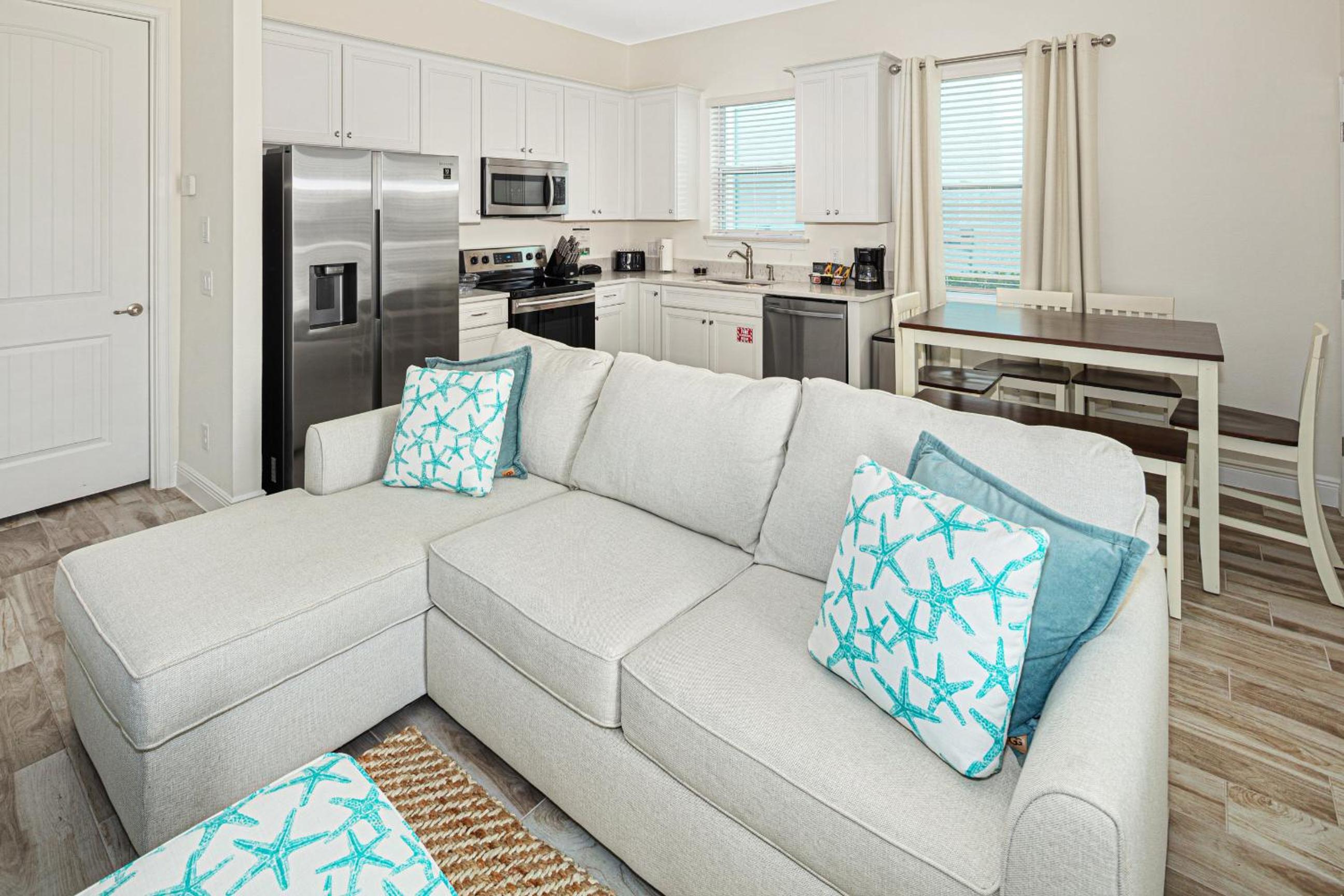 Sea Shell Blue Cottage Near Disney With Private Pool And Margaritaville Resort & Island H2O Access - 8039Kd