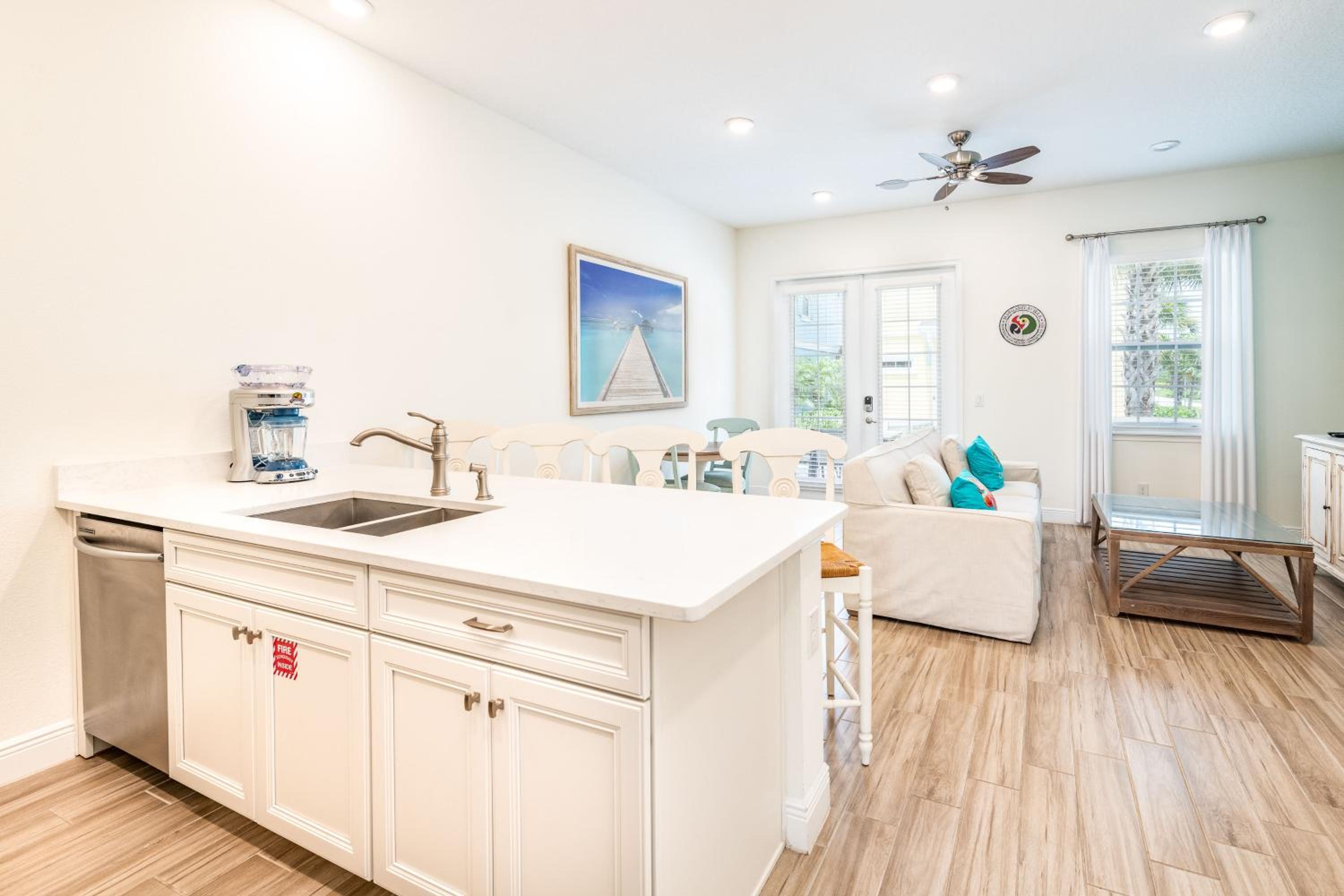 Happy Ours Cottage Near Disney With Private Hot Tub And Margaritaville Resort & Island H20 Waterpark Access - 3086Kl