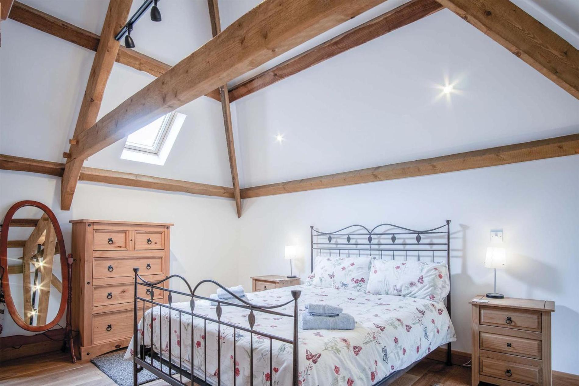 The Stables - 3 Bedroom Cottage - Beavers Hill view 4
