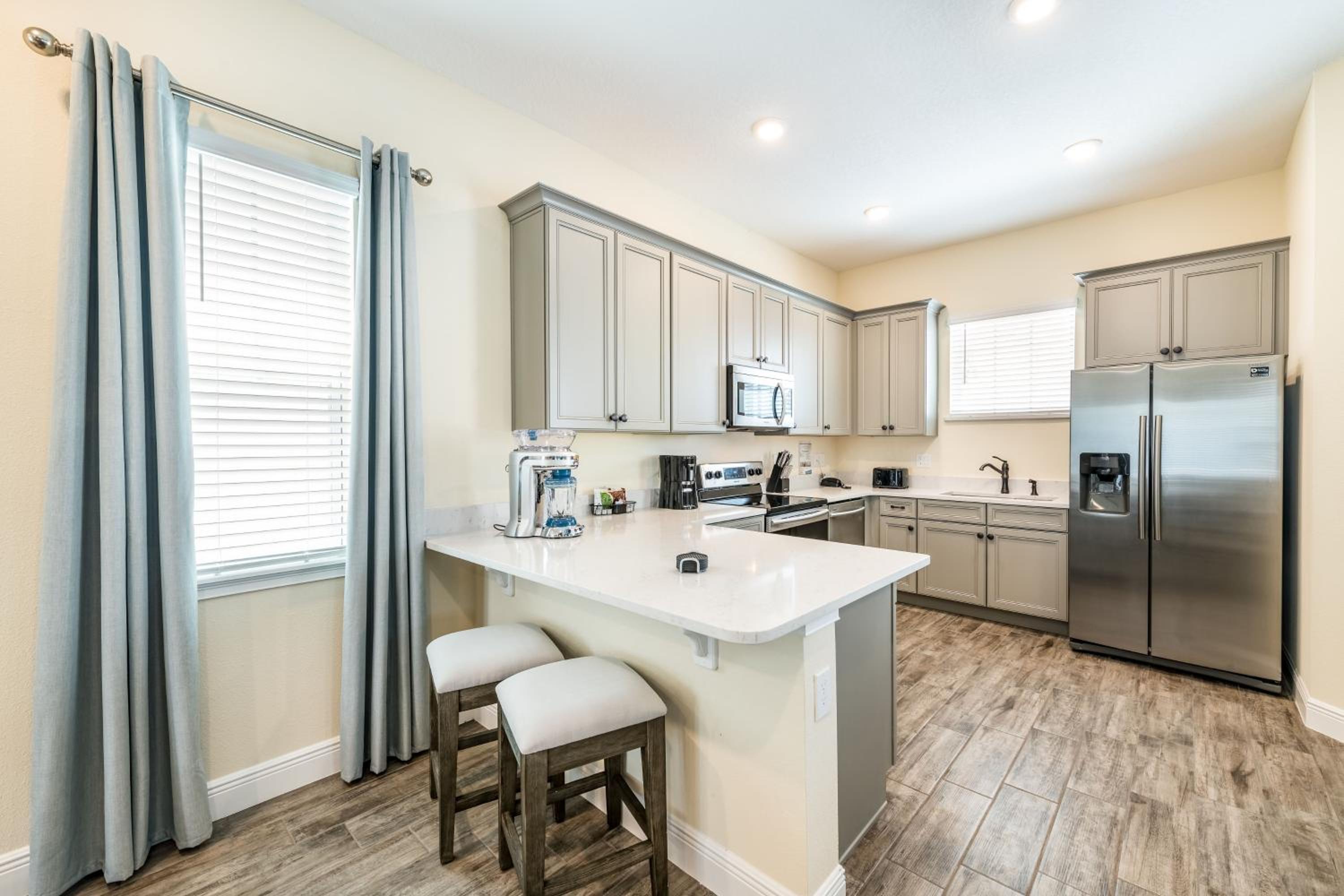 Sail Away! Beautiful Cottage With Private Hot Tub Near Disney With Margaritaville Resort & Island H2O Access - 3045Sp