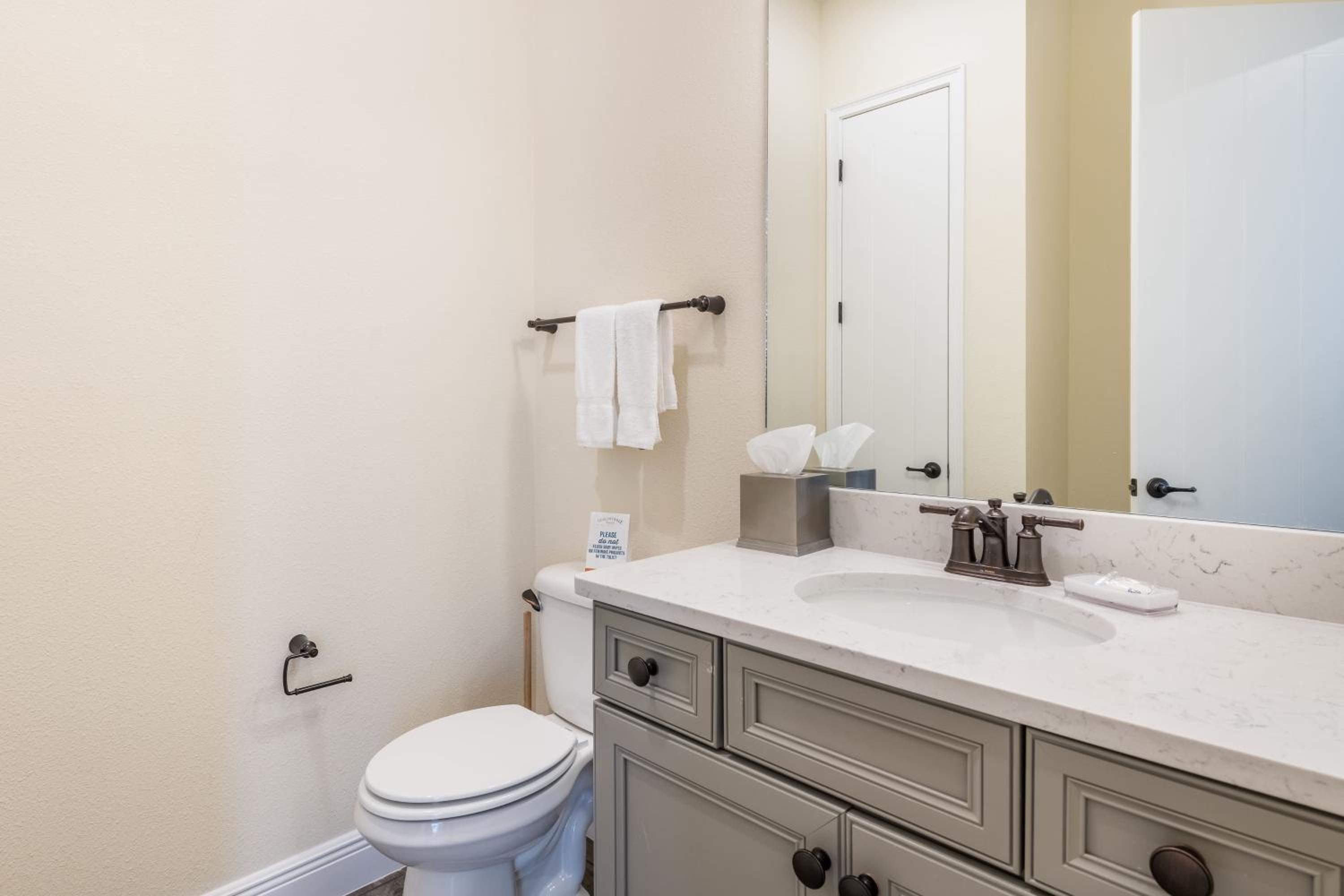 Sail Away! Beautiful Cottage With Private Hot Tub Near Disney With Margaritaville Resort & Island H2O Access - 3045Sp