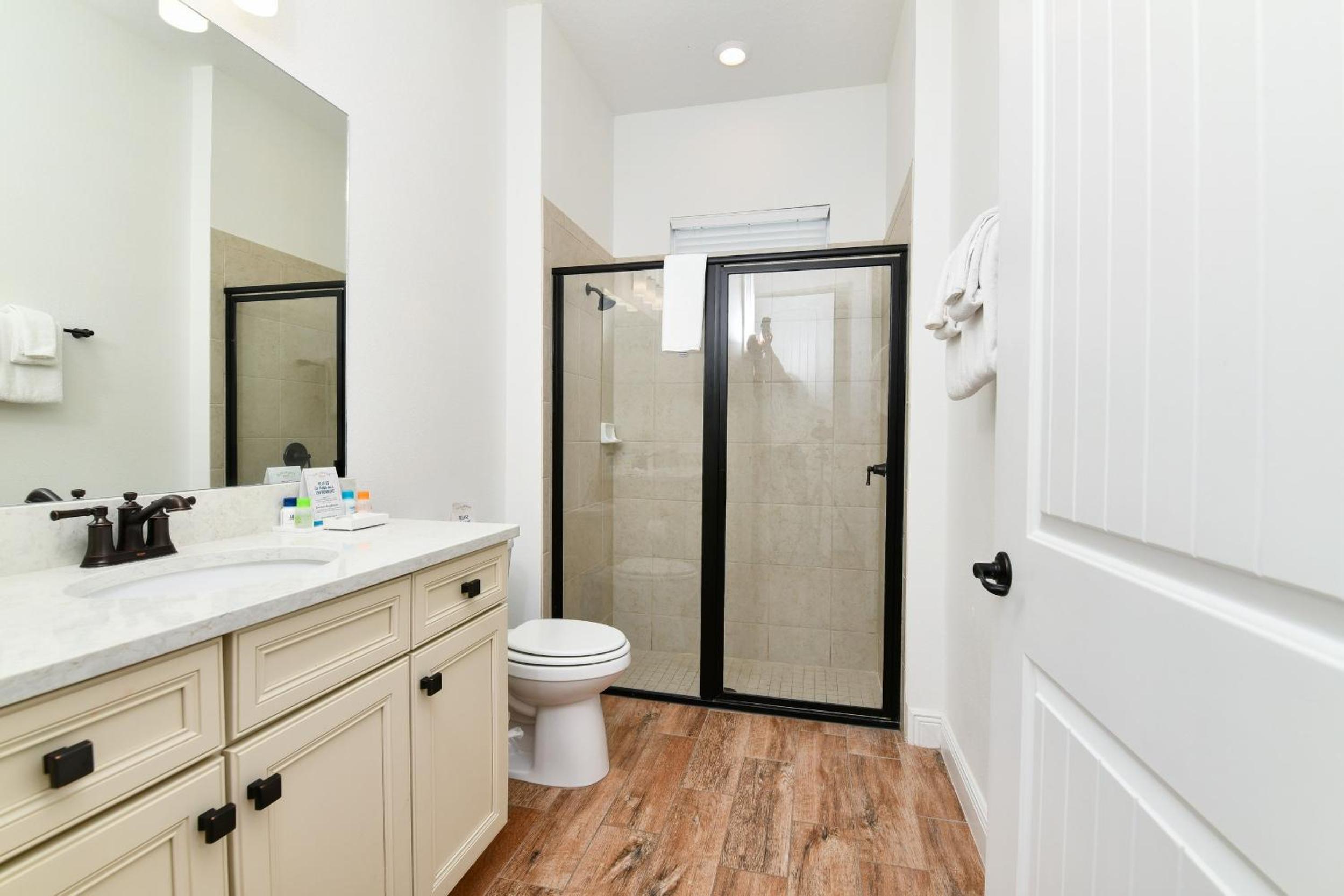 Crystal Cottage Near Disney With Margaritaville Resort & Island H2O Access - 8033Ls