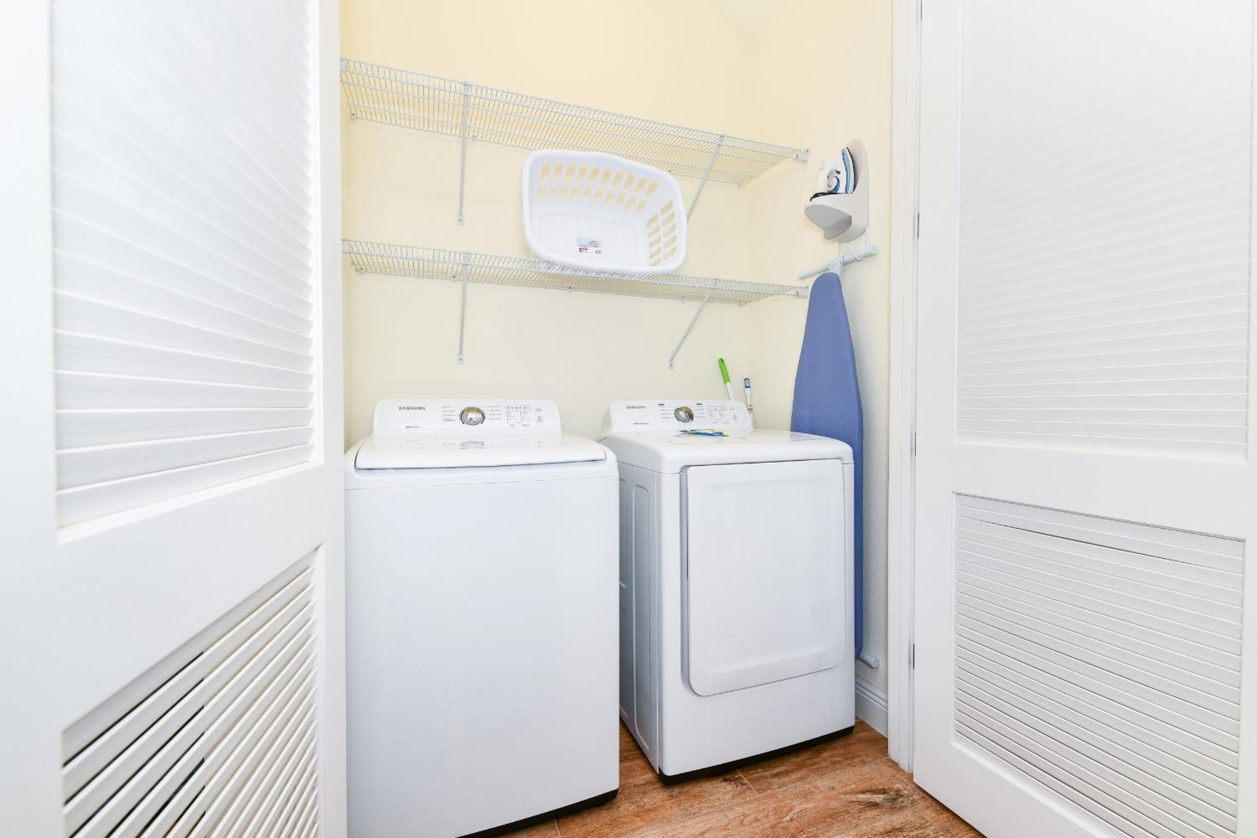 Crystal Cottage Near Disney With Margaritaville Resort & Island H2O Access - 8033Ls