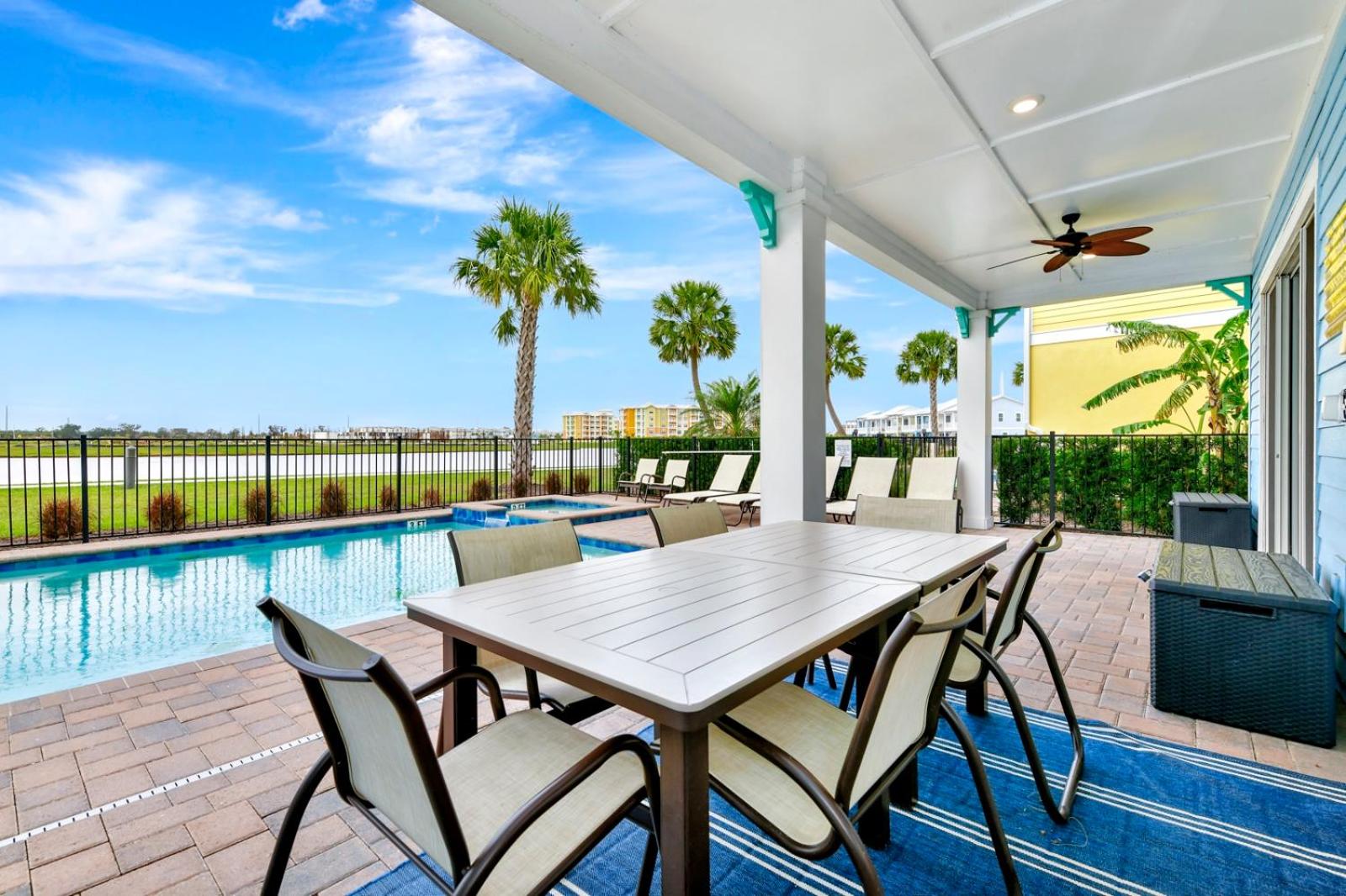 Blue Moon Luxurious Cottage With Private Pool Near Disney With Margaritaville Resort & Island H2O Access - 8073Su