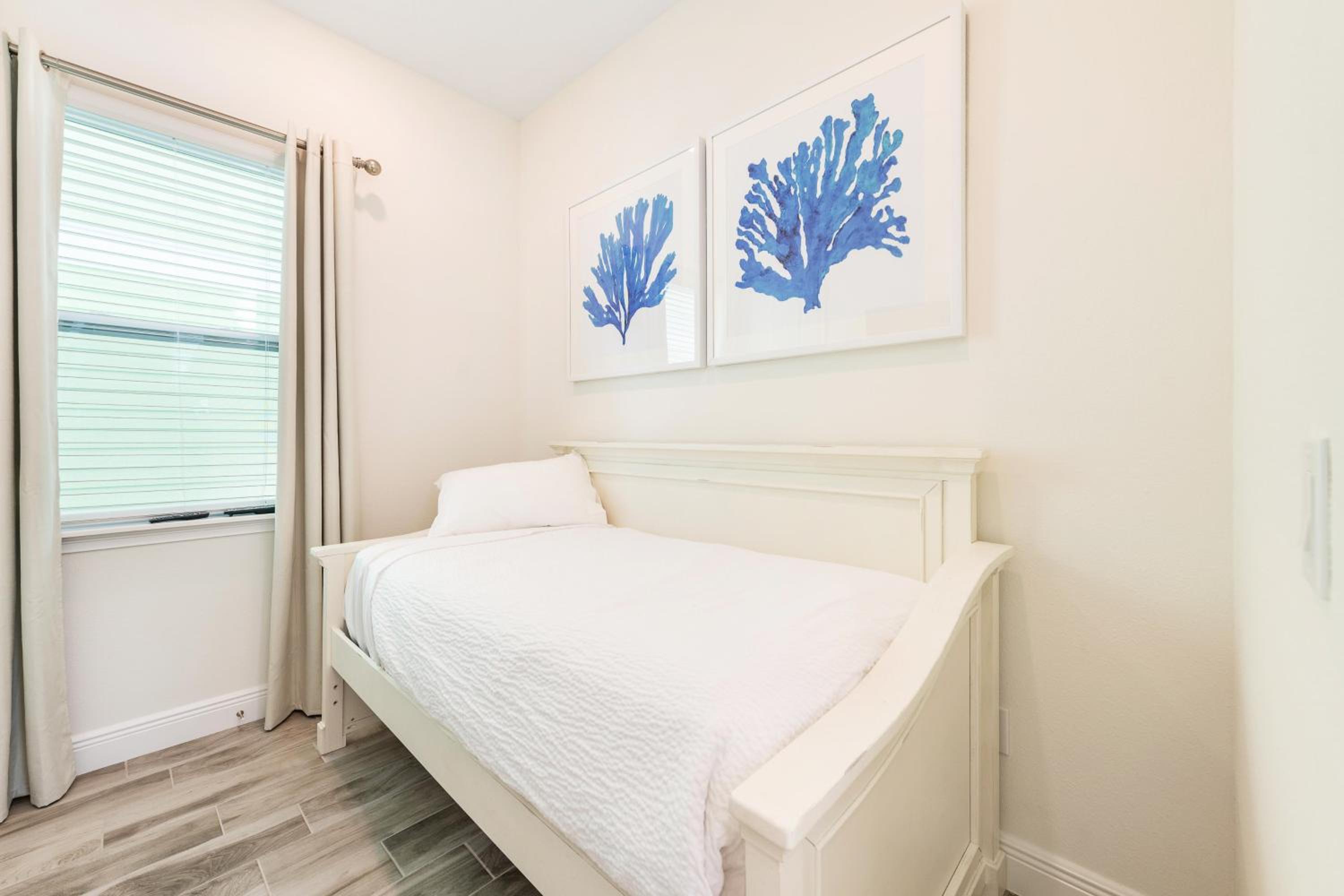 Sandy Shores Cottage Near Disney With Margaritaville Resort & Island H20 Waterpark Access - 2962Sr