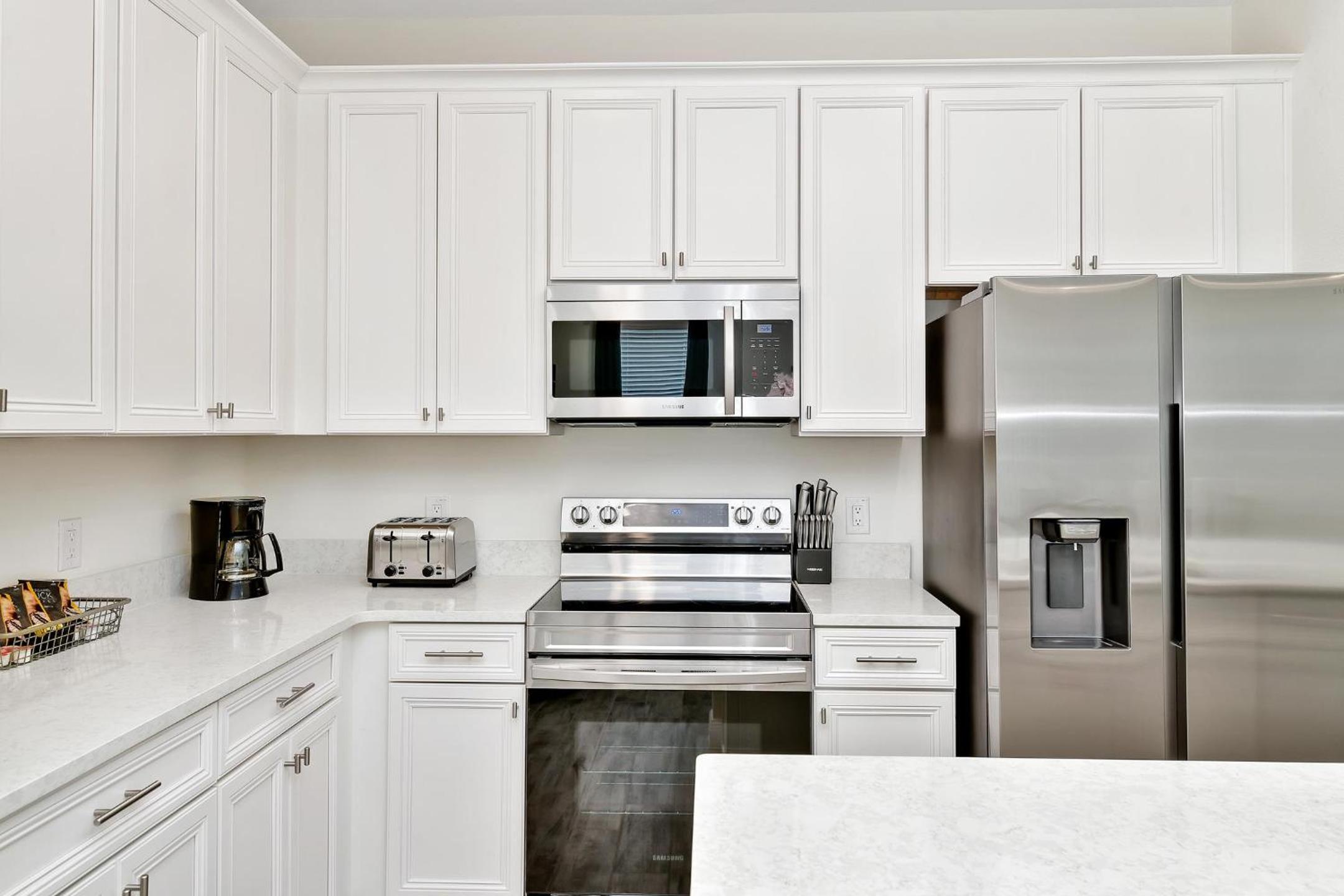 Warm Villa near Disney with Margaritaville Resort Access - 3188CS