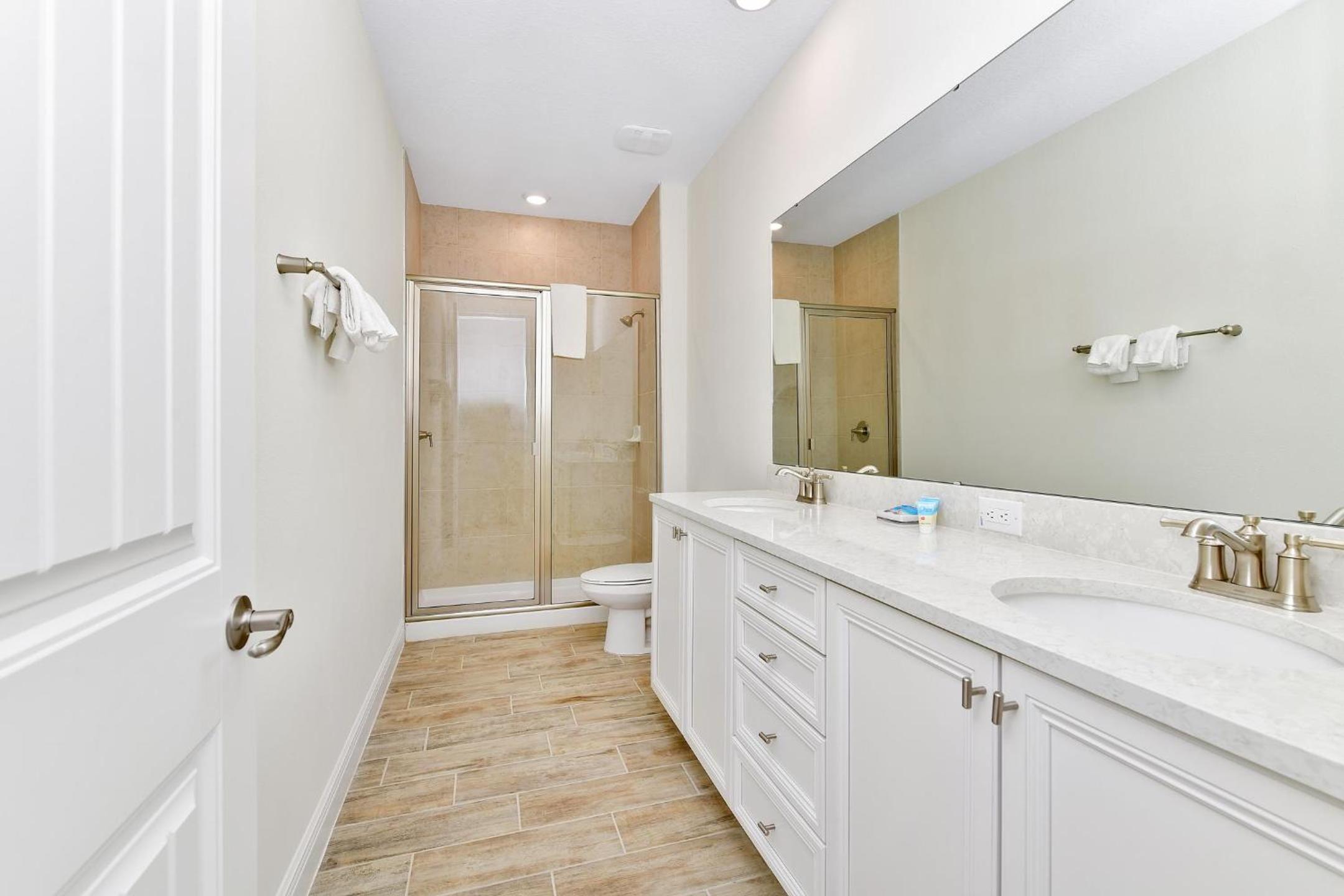 Warm Villa near Disney with Margaritaville Resort Access - 3188CS
