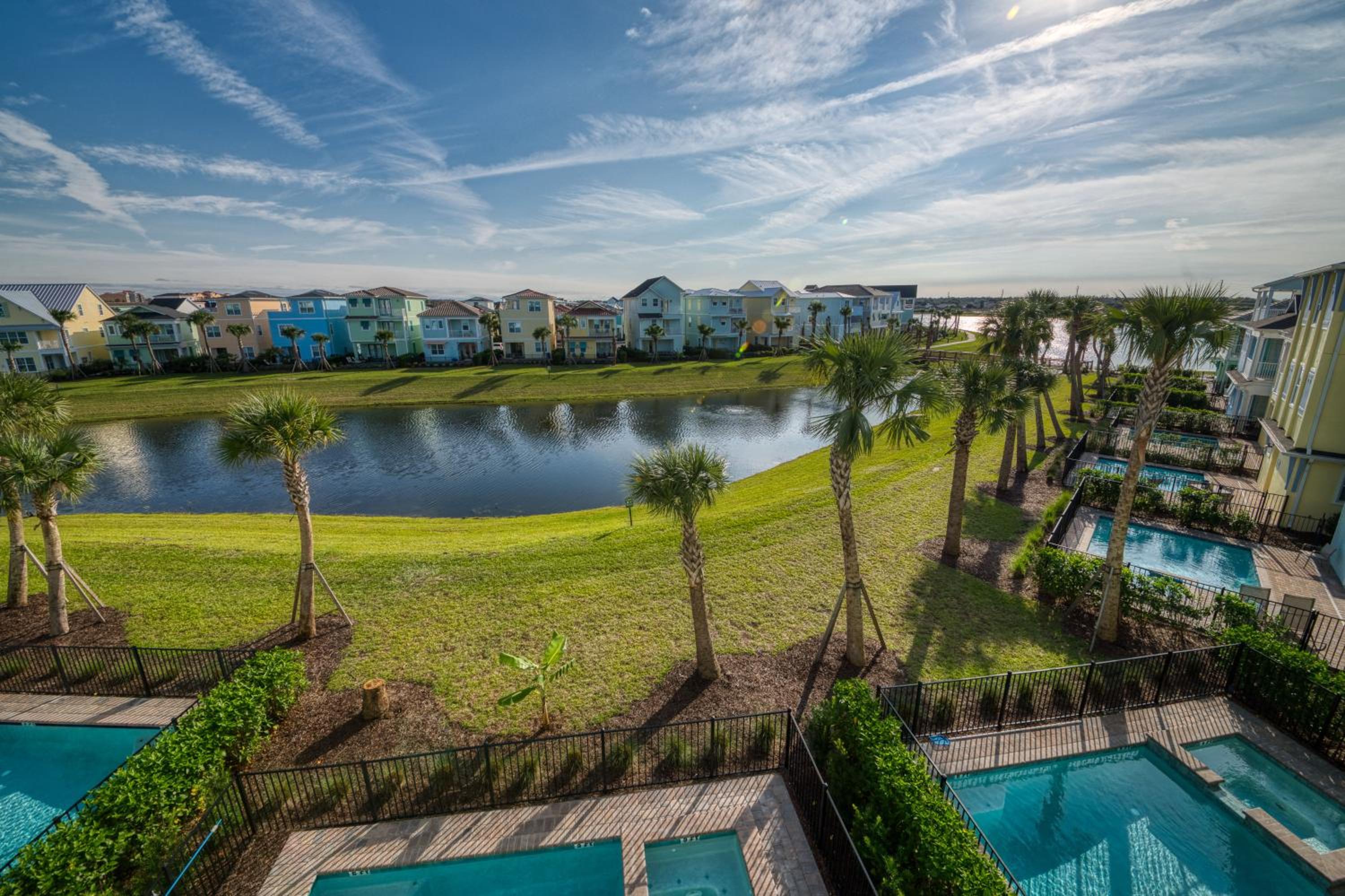 Fun In The Sun Cottage With Private Pool Near Disney With Margaritaville Resort & Island H2O Access - 8052Sh