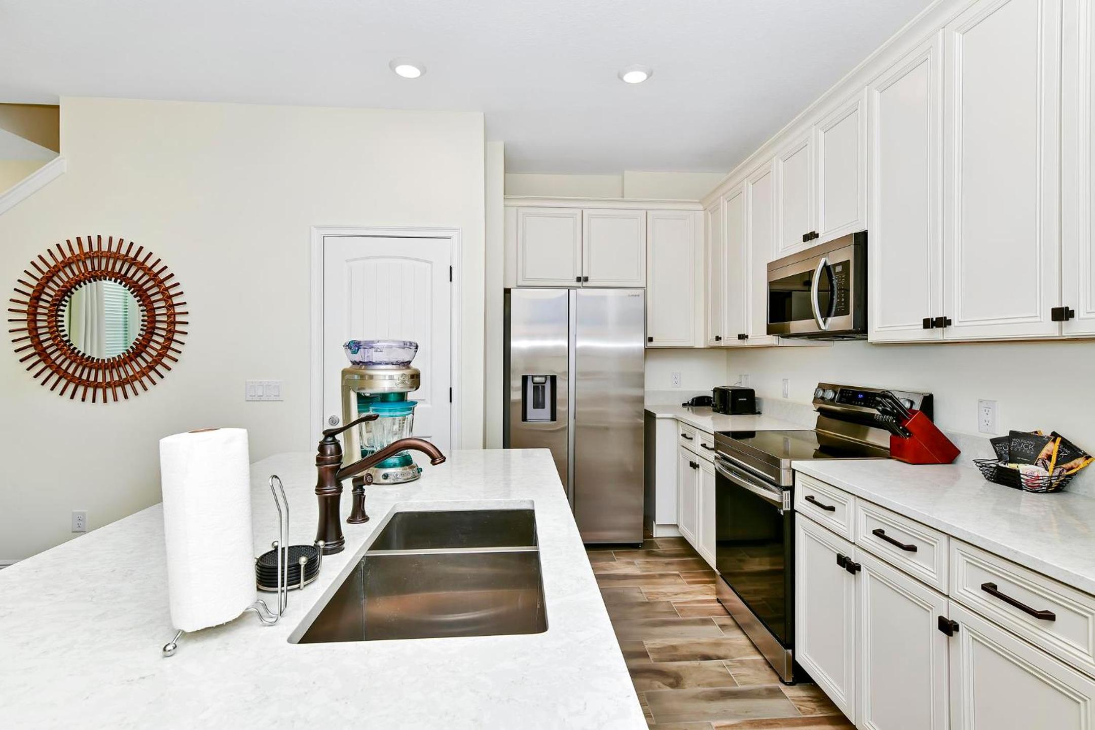 Tropical Orange Villa Near Disney With Margaritaville Resort & Island H20 Waterpark Access - 2920Cs