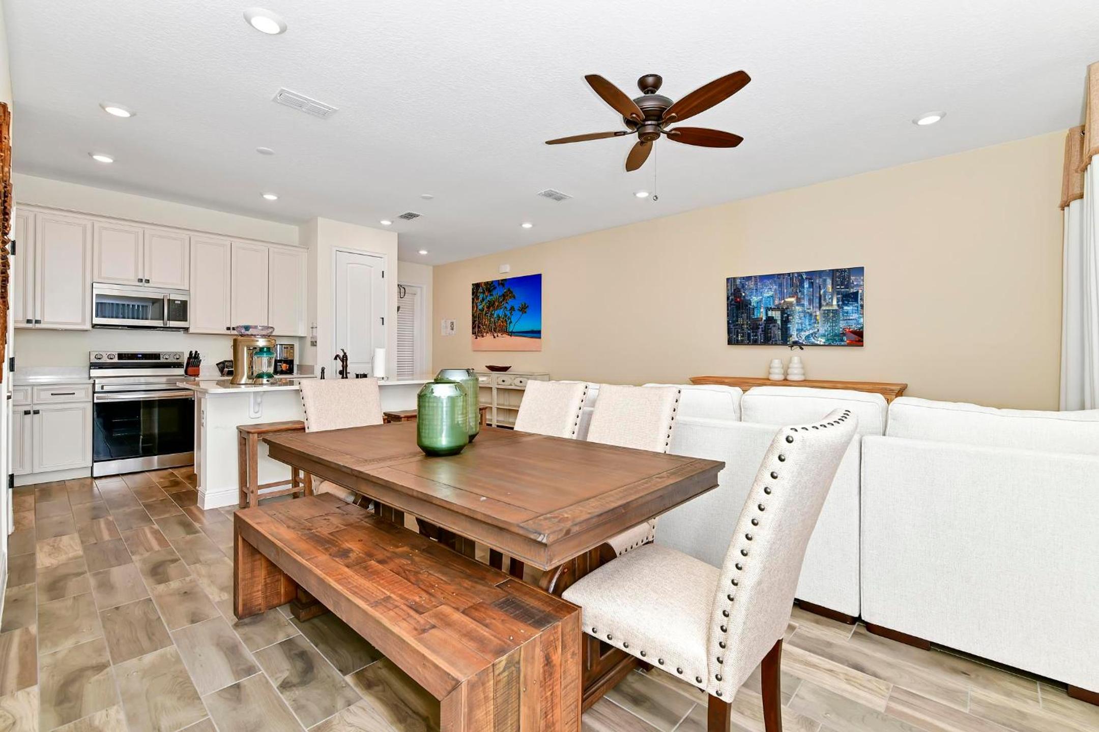 Tropical Orange Villa Near Disney With Margaritaville Resort & Island H20 Waterpark Access - 2920Cs