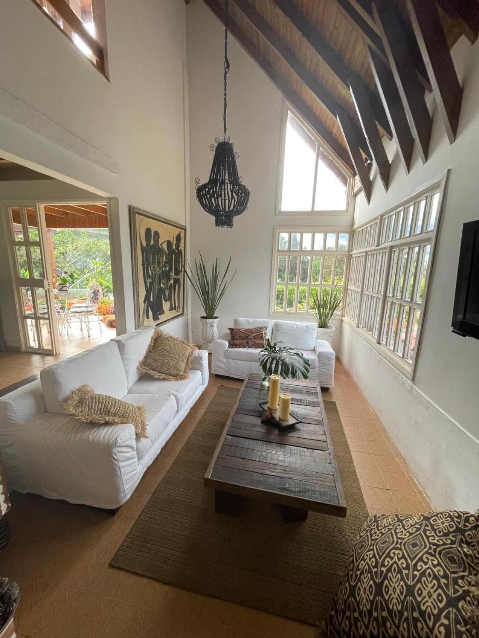 Hermosa Casa Campestre en el Lago Calima