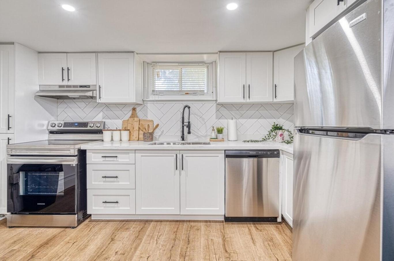 Modern 3 Bdr Homeapt Mins To Notlwineriesfalls