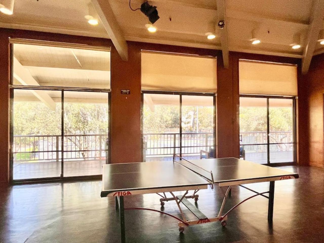 KeyLuxe, Luxury Apartment with Jacuzzi, Pool, Gym, Tennis in Walnut Creek view 5