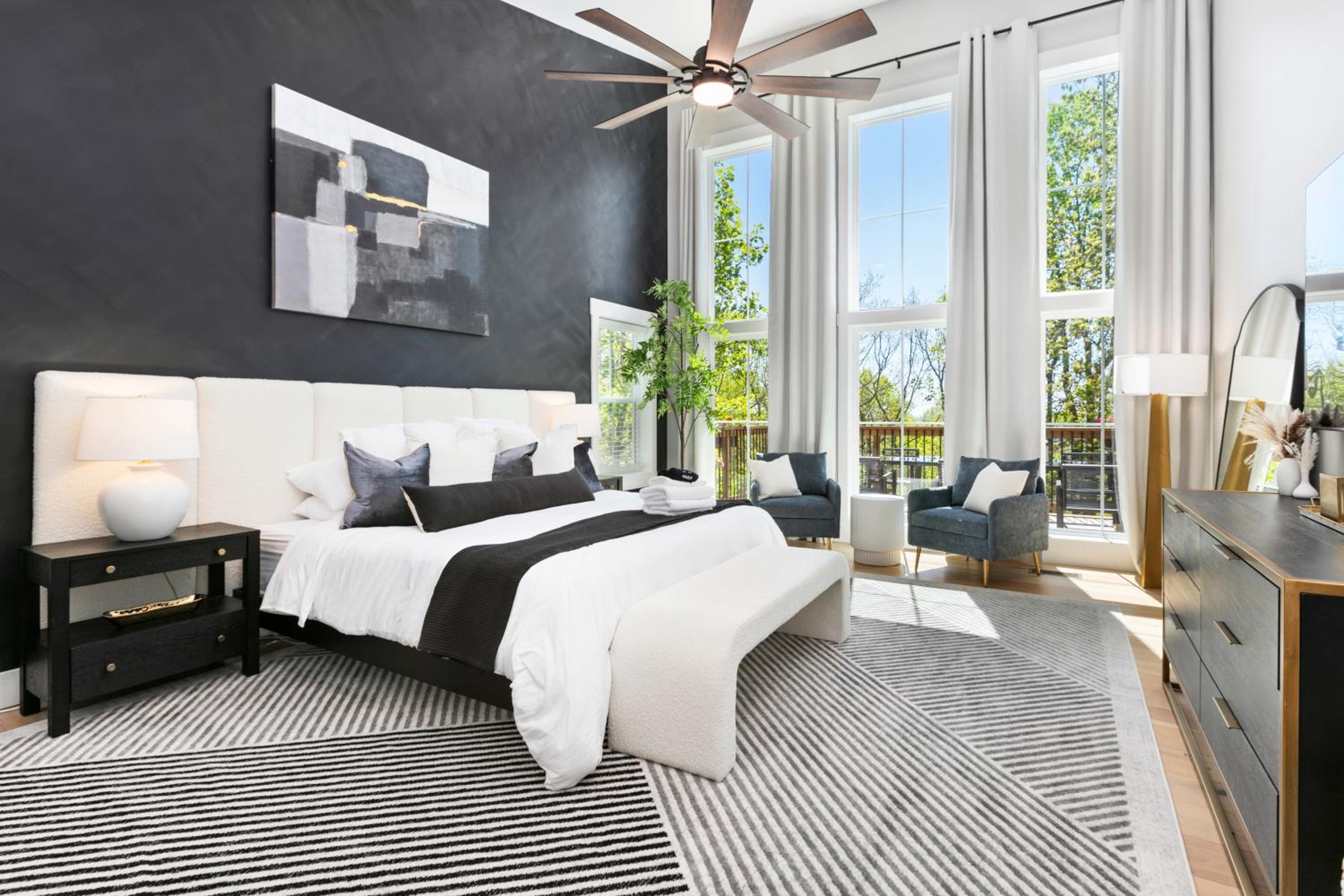 New, Luxury, Secluded, Breathtaking Mountain Views view 3