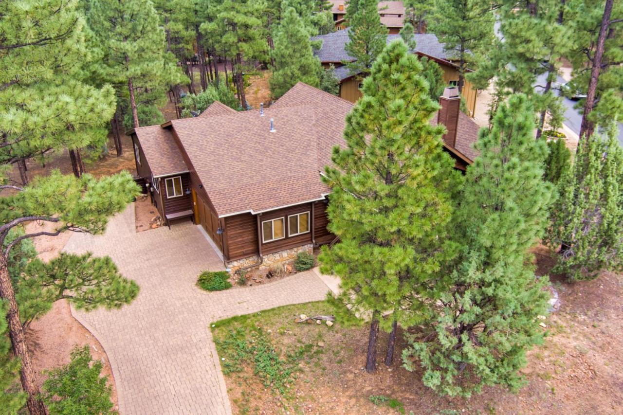 Torreon Cozy Cabin - Decks - BBQ - 4 Bedroom - Sleeps 8