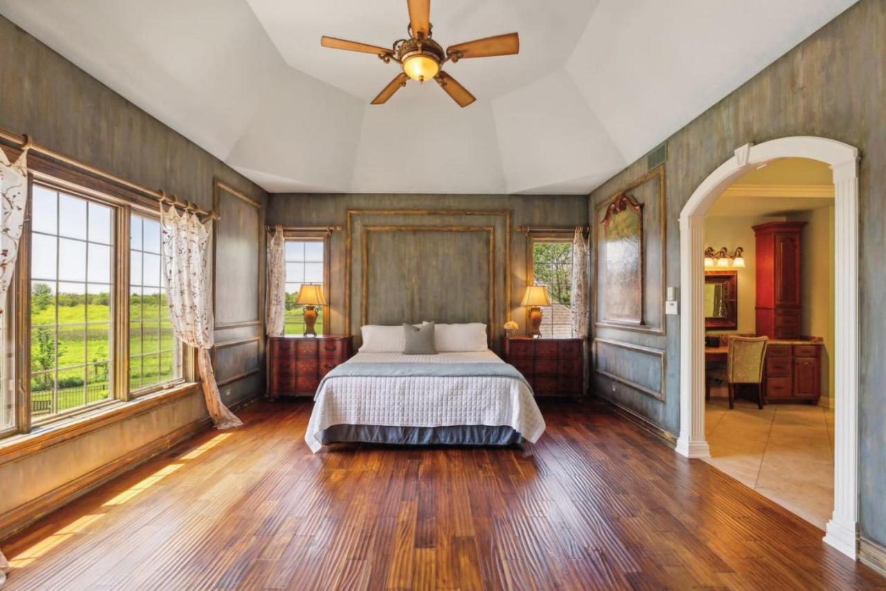 Grand Estate at the Preserve view 5