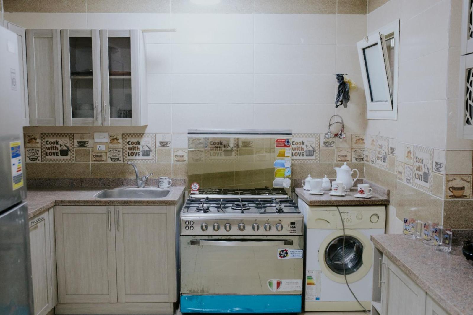 Farah Guest House