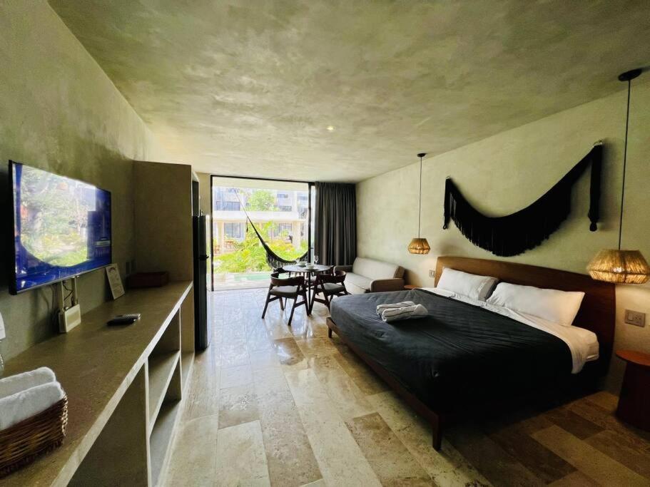 hotel room
