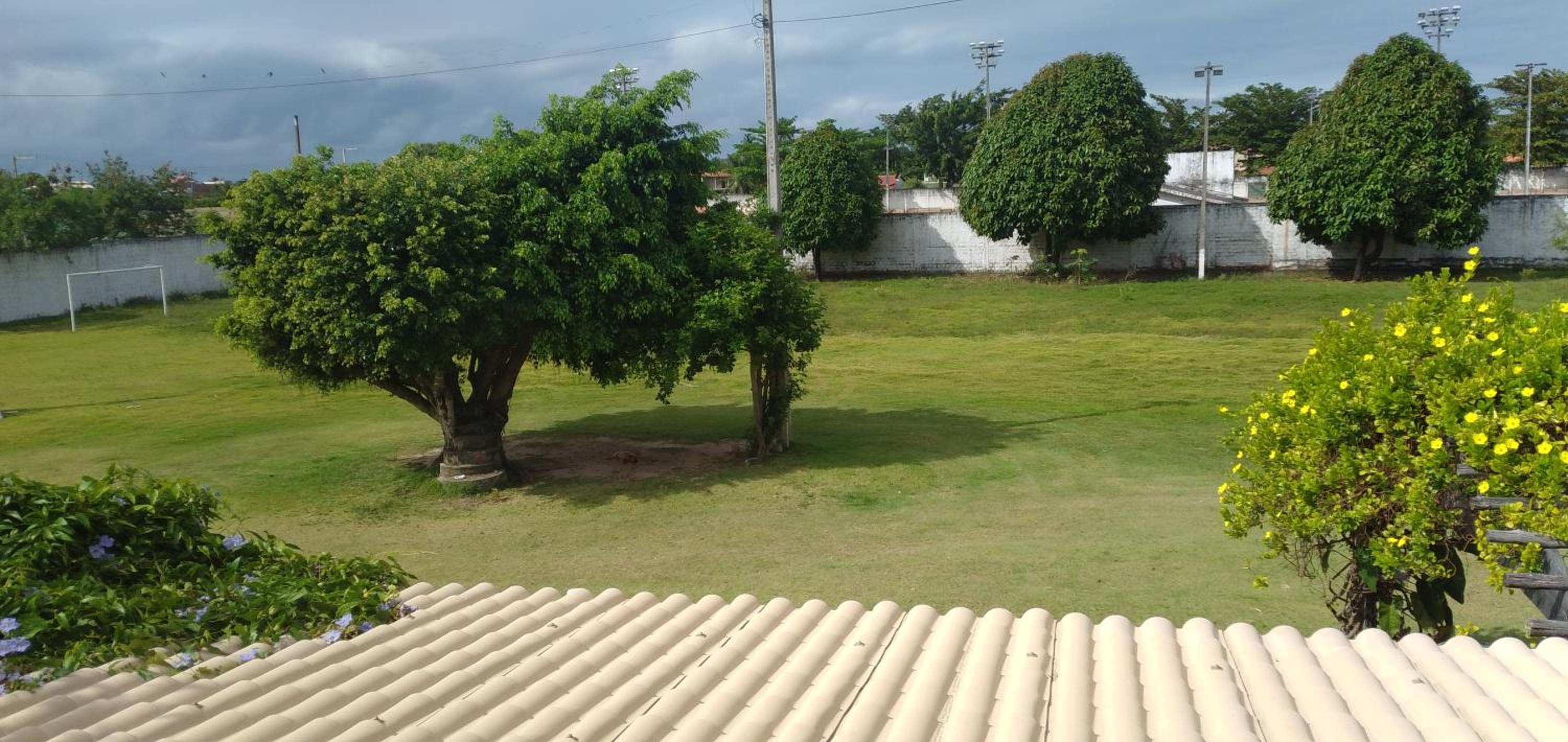 By Chalés Pirauá-Casa grande
