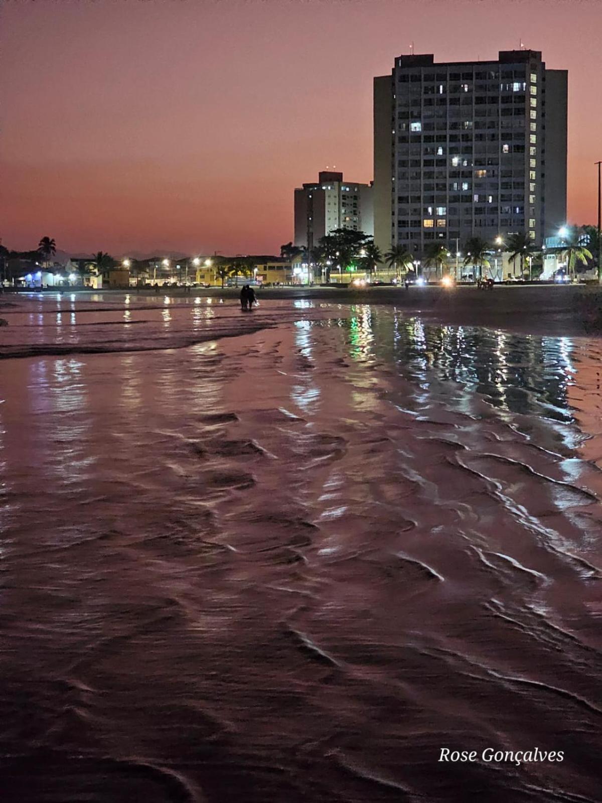 Apartamento frente ao Mar Praia do Sonho com garagem