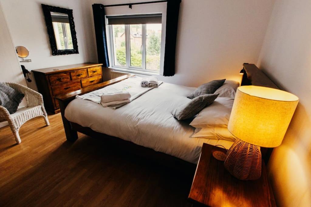 Friars Bush House Belfast - Stunning 4 Bedroom Detached House in Exclusive Queens Quarter Luxury Belfast City Centre view 3
