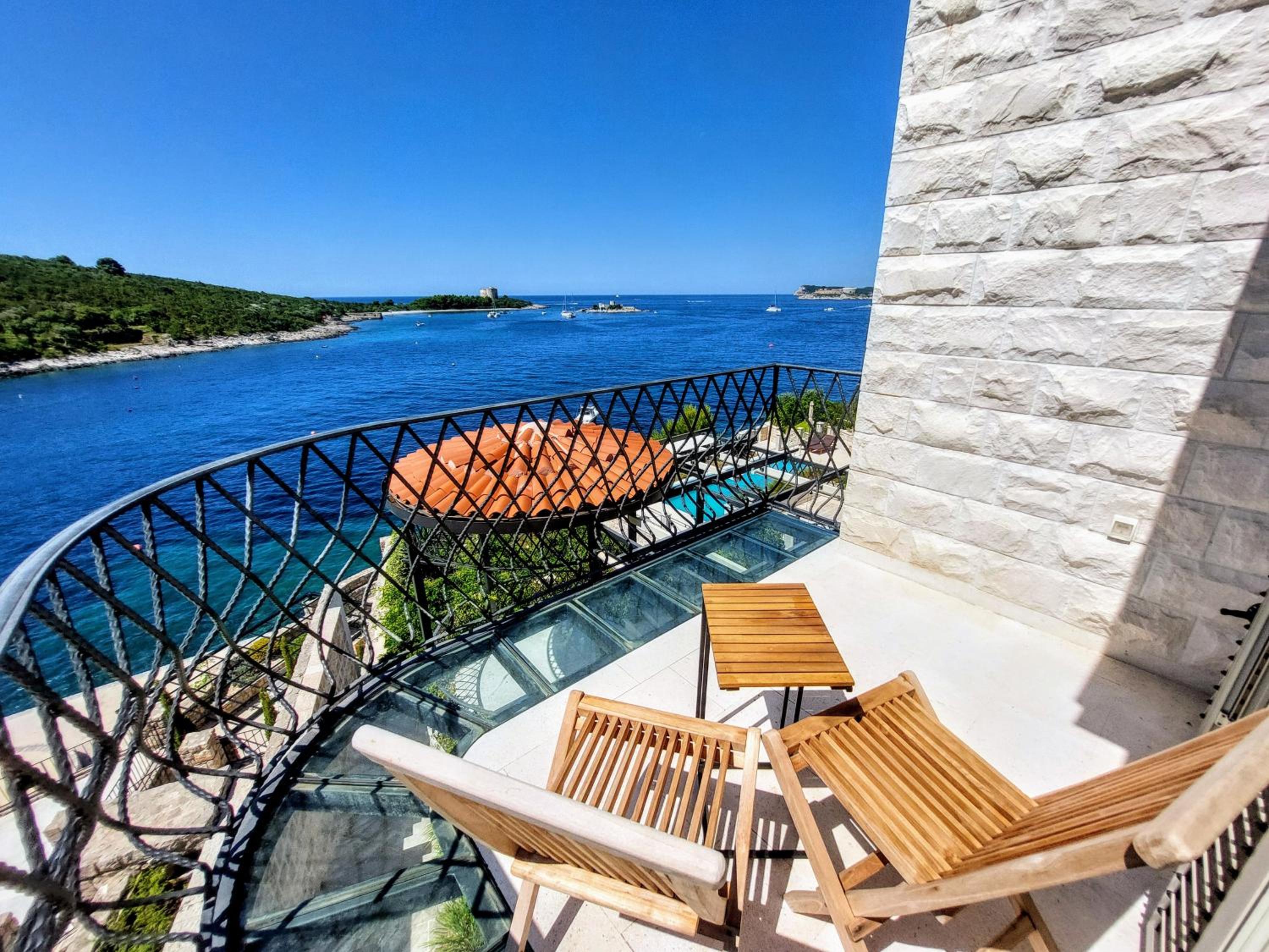 Villa Divari Mirista
