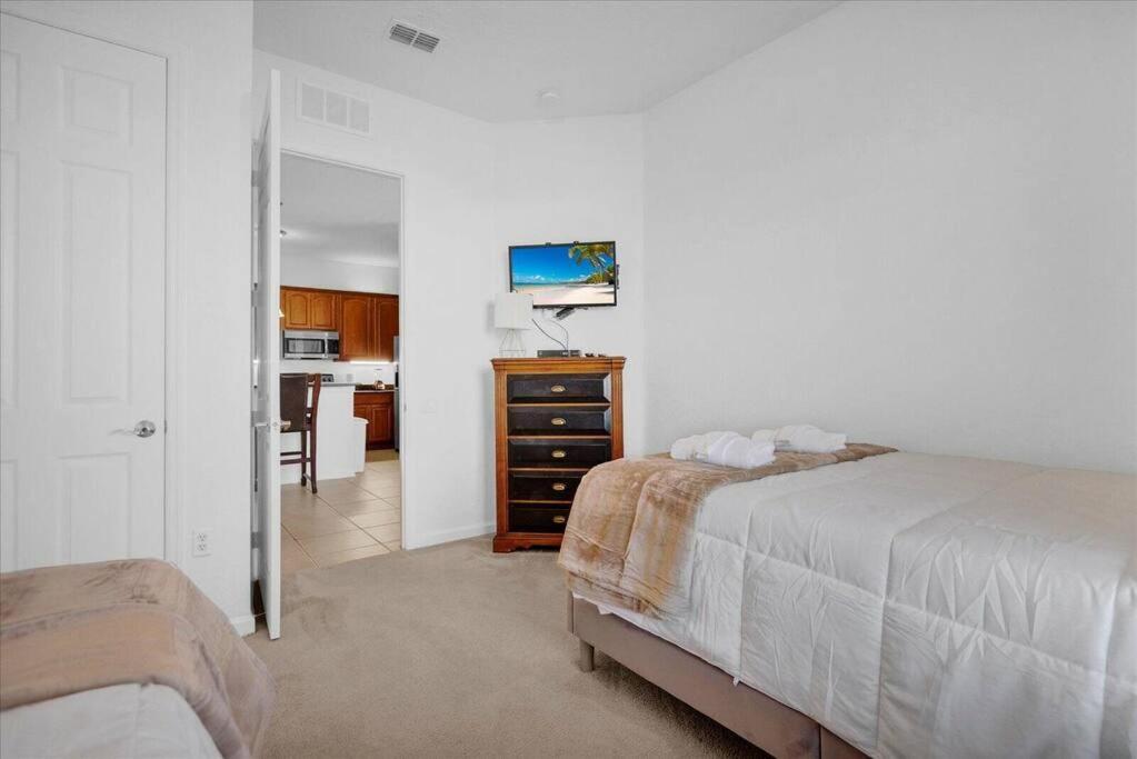 Dream Vista Cay Condo 408