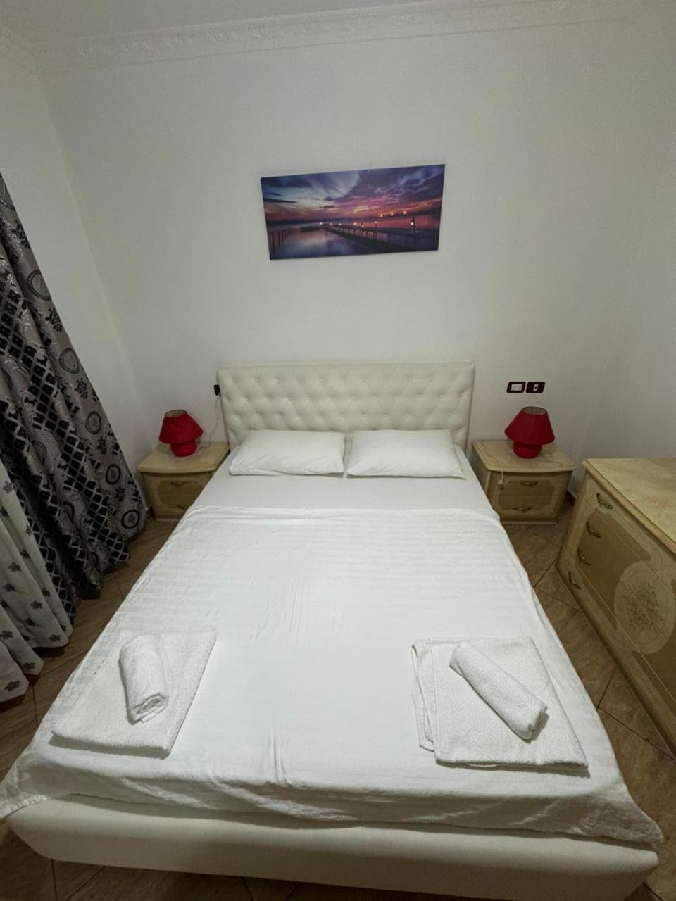 Gimi's Apartments