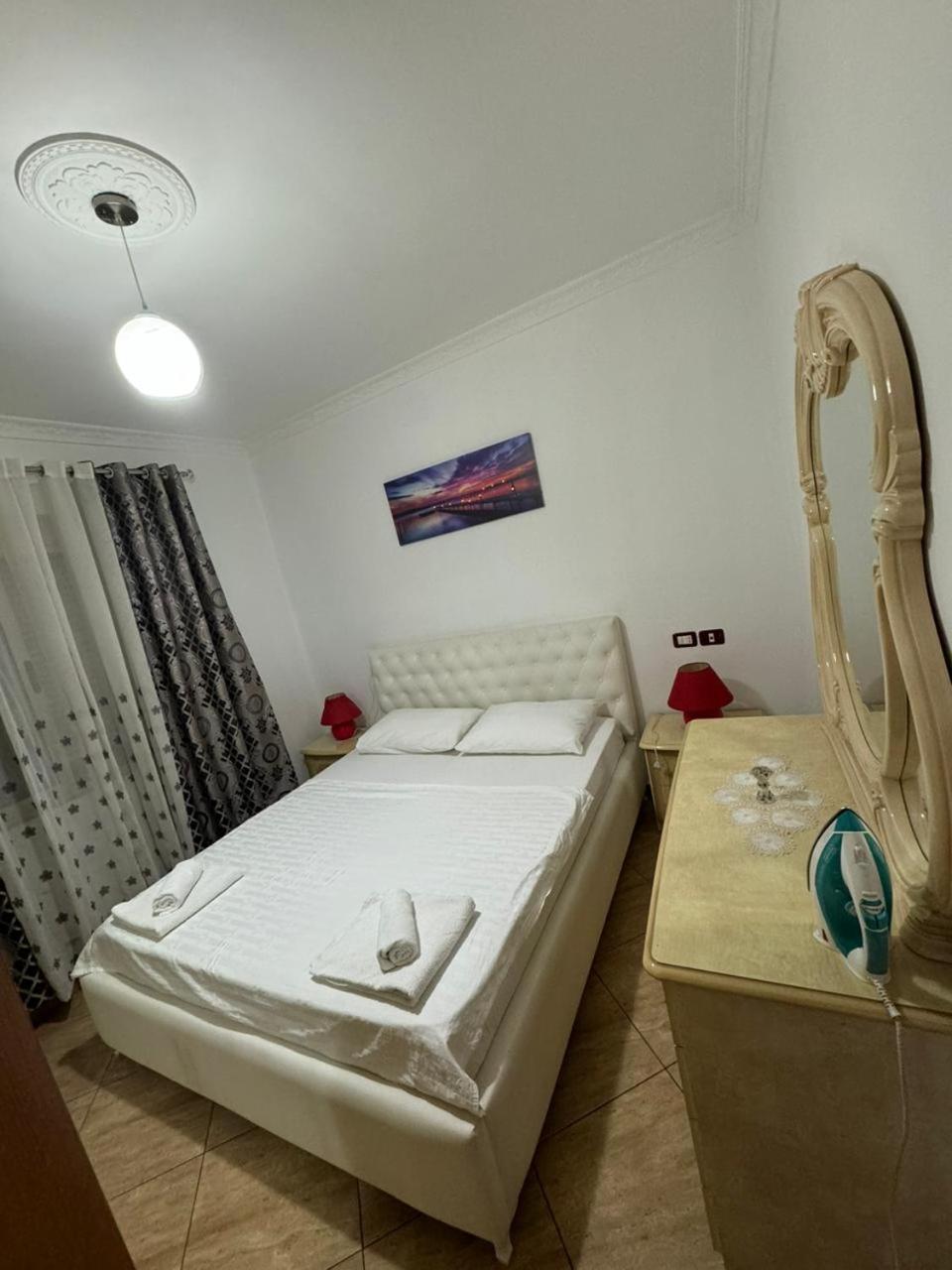 Gimi's Apartments