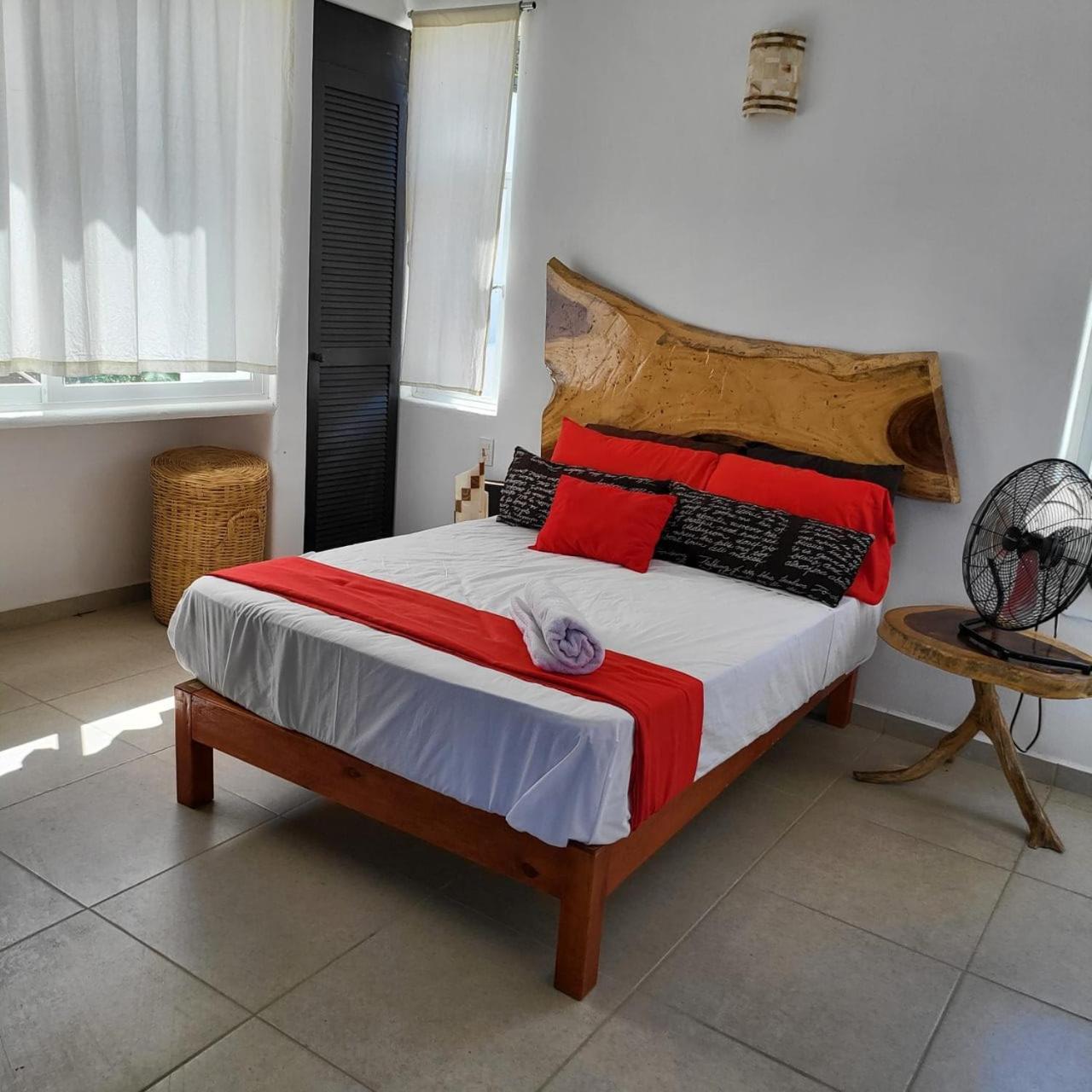 CasaRiveramar view 2