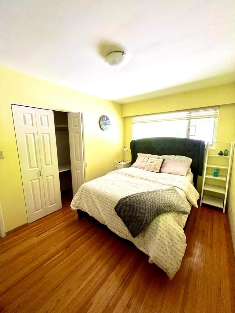 Room in West Vancouver