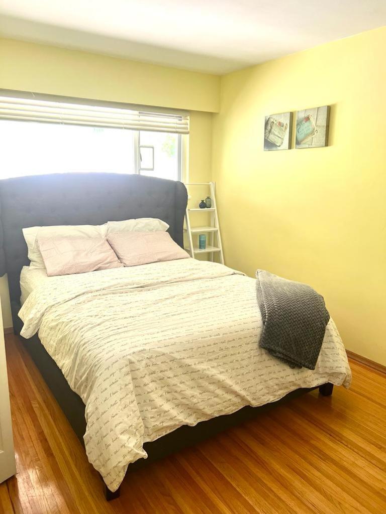 Room in West Vancouver