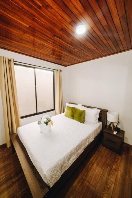 Boho Chic Fortuna, Downtown, King Bed