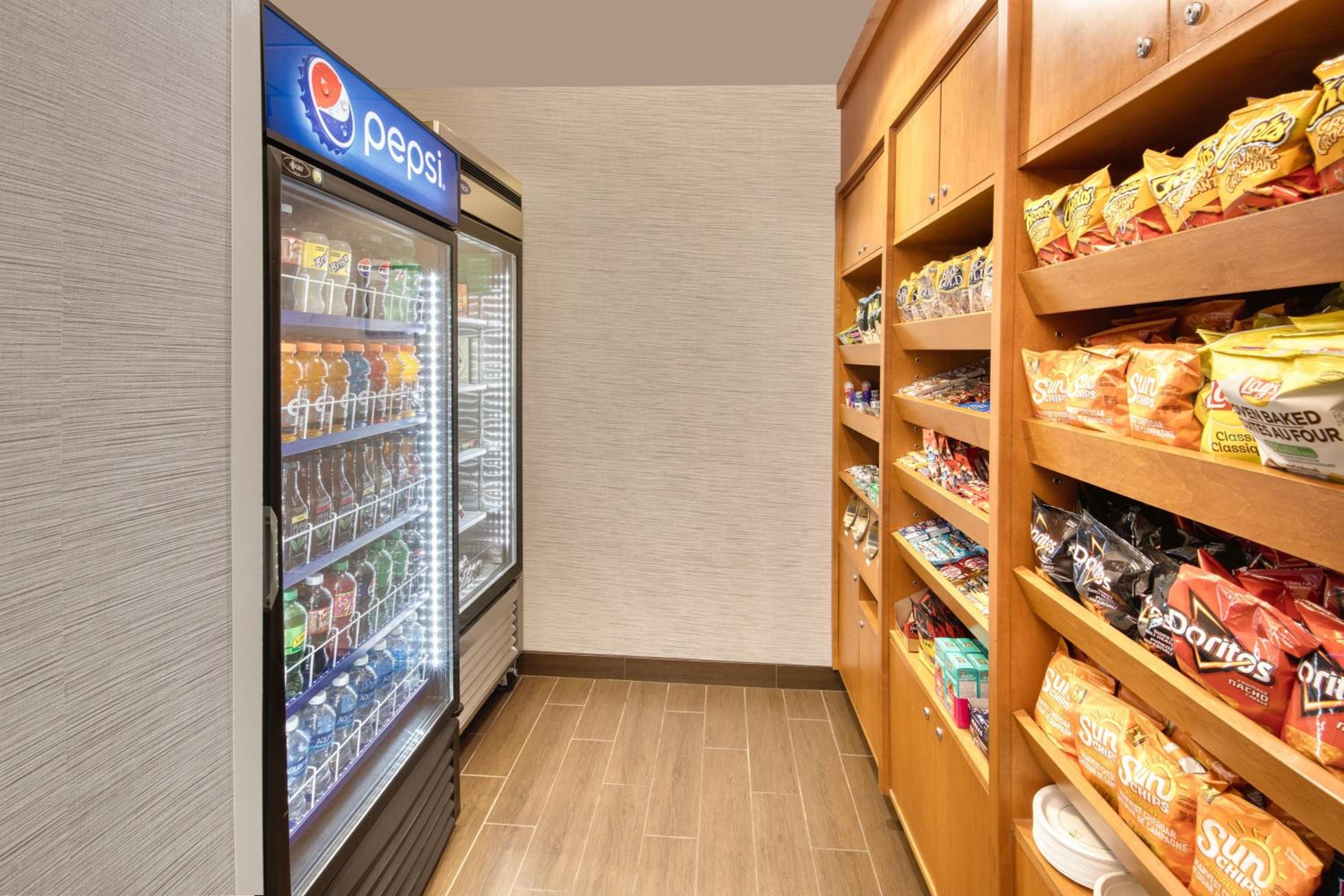 Fairfield Inn  Suites by Marriott Toronto Brampton - Property Image 3