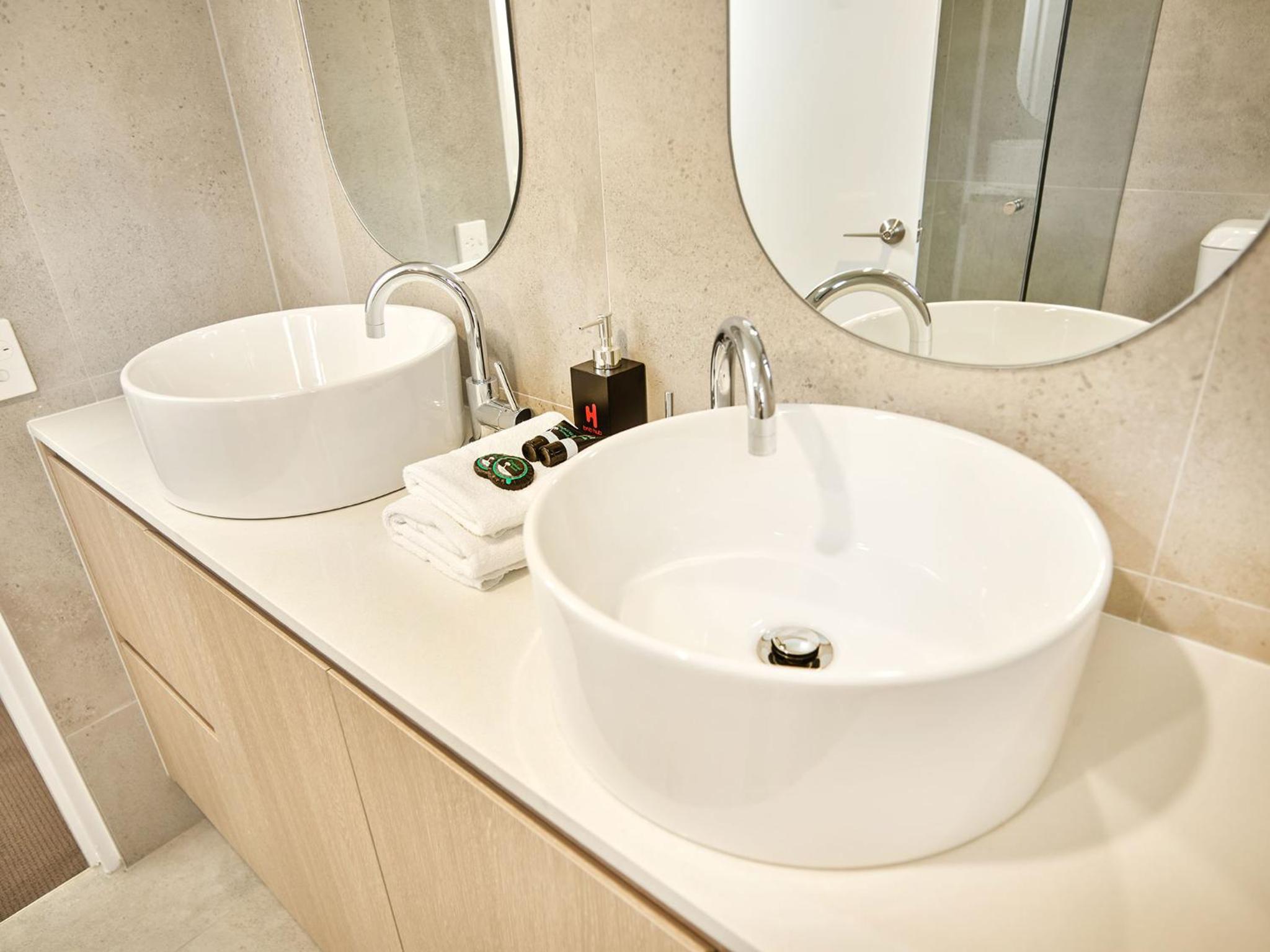 Resort Stay in Surfers Paradise Beach Apartment