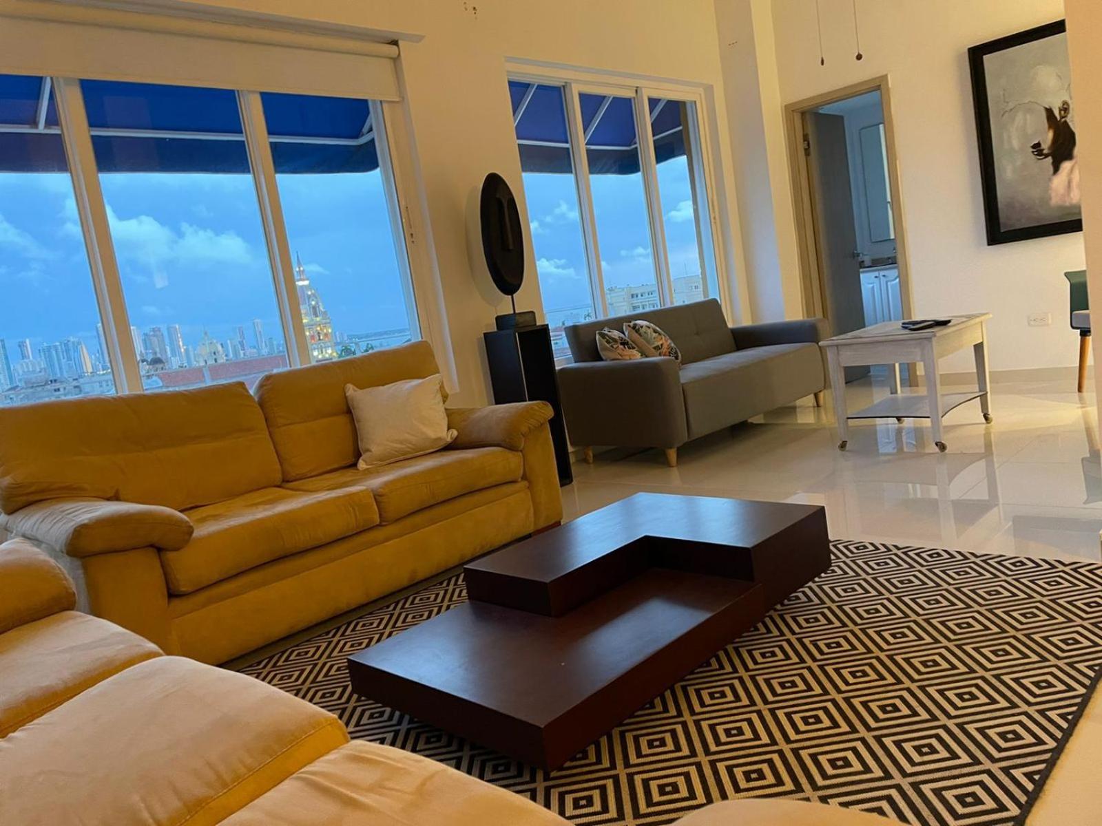 HERMOSOS APARTAMENTOS EN La CIUDAD VIEJA