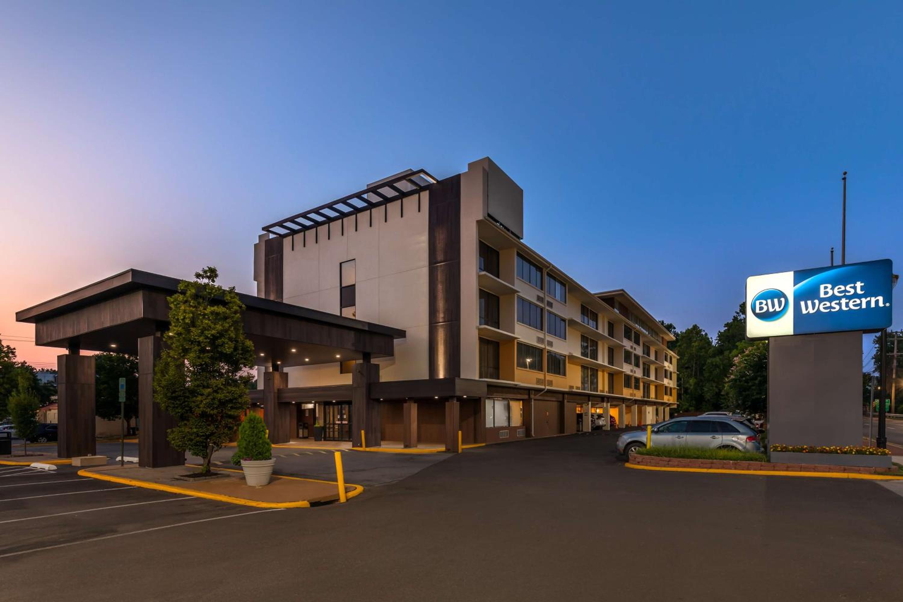 Baltimore Vacations - Best Western Laurel - Property Image 1