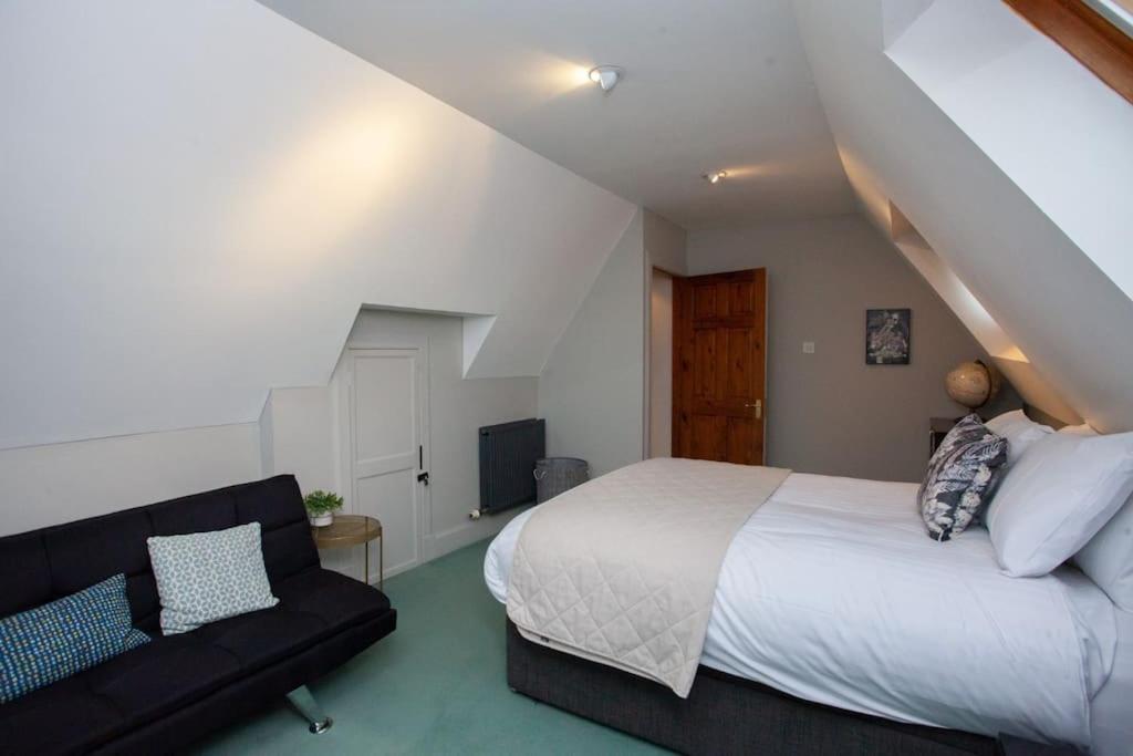 Stunning Southside Period House