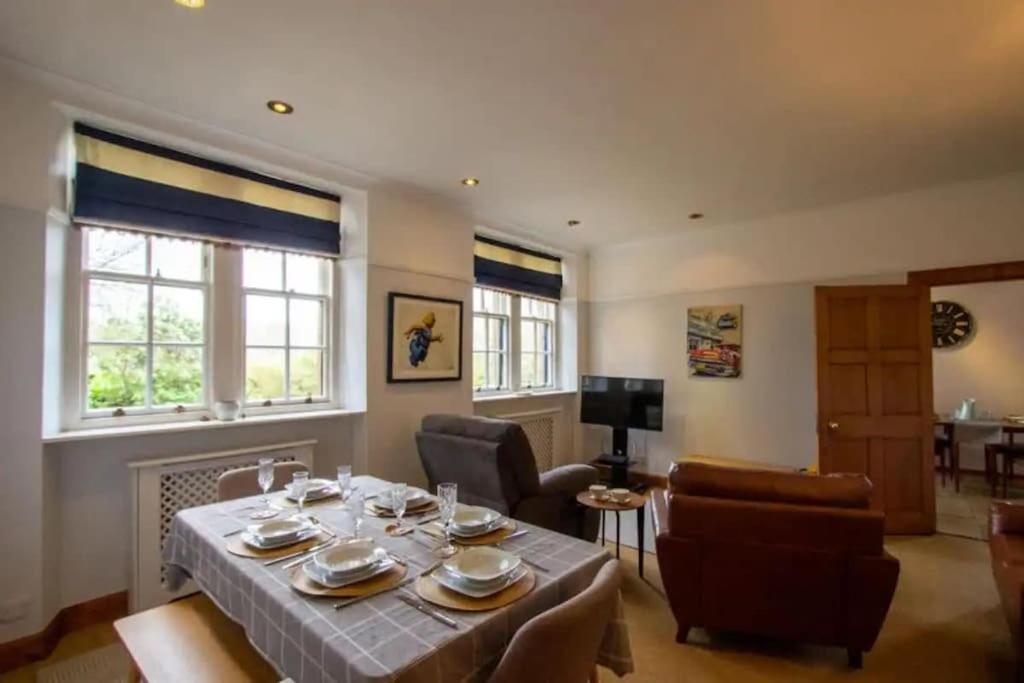 Stunning Southside Period House