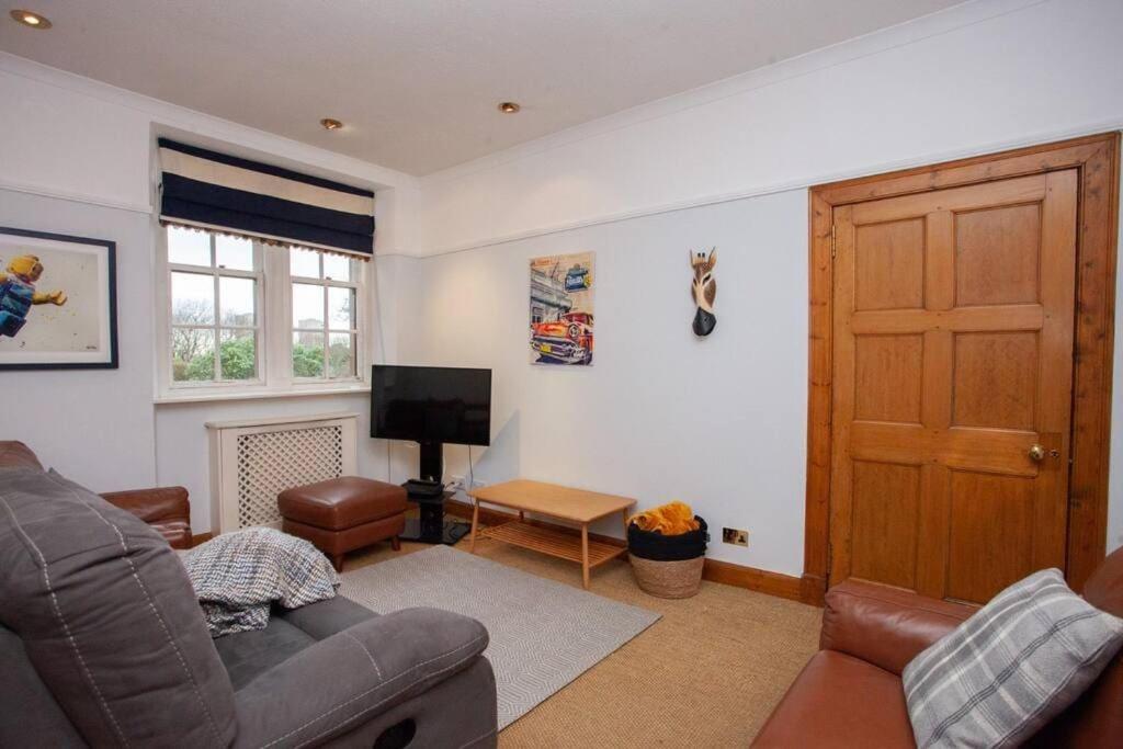 Stunning Southside Period House