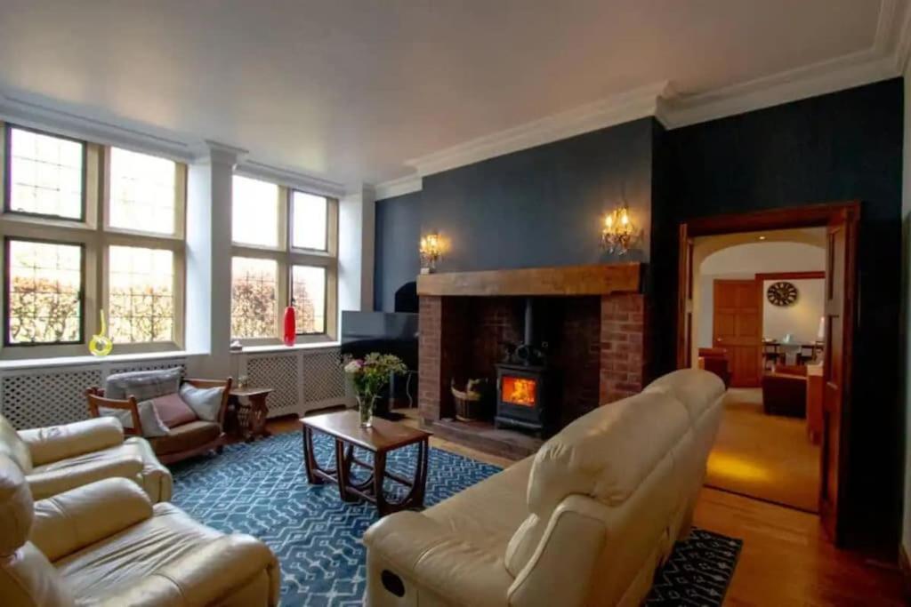 Stunning Southside Period House