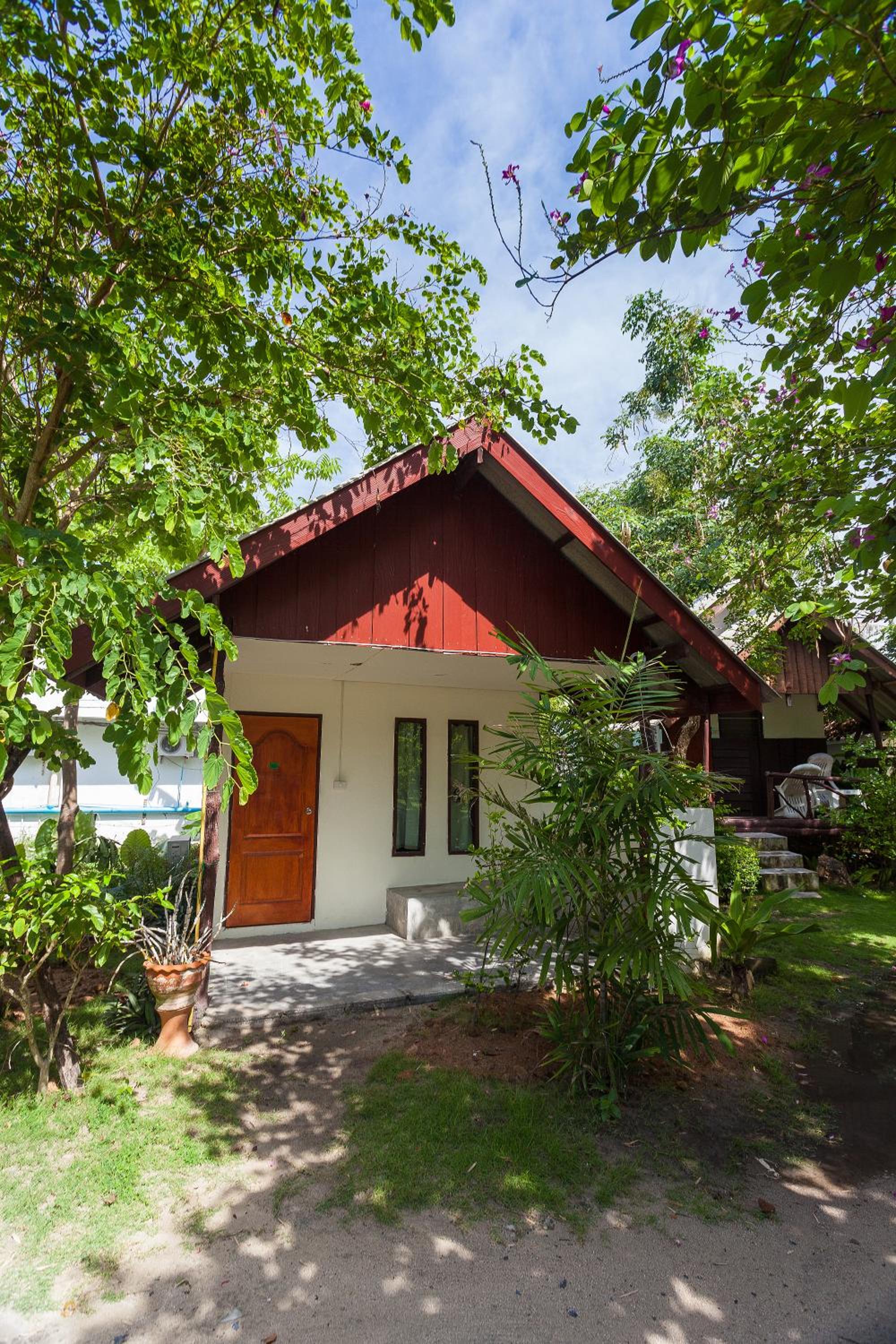The Cosy Koh Phangan and Restaurant
