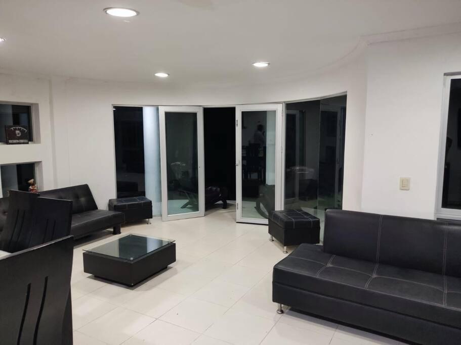 Acogedora Villa para compartir
