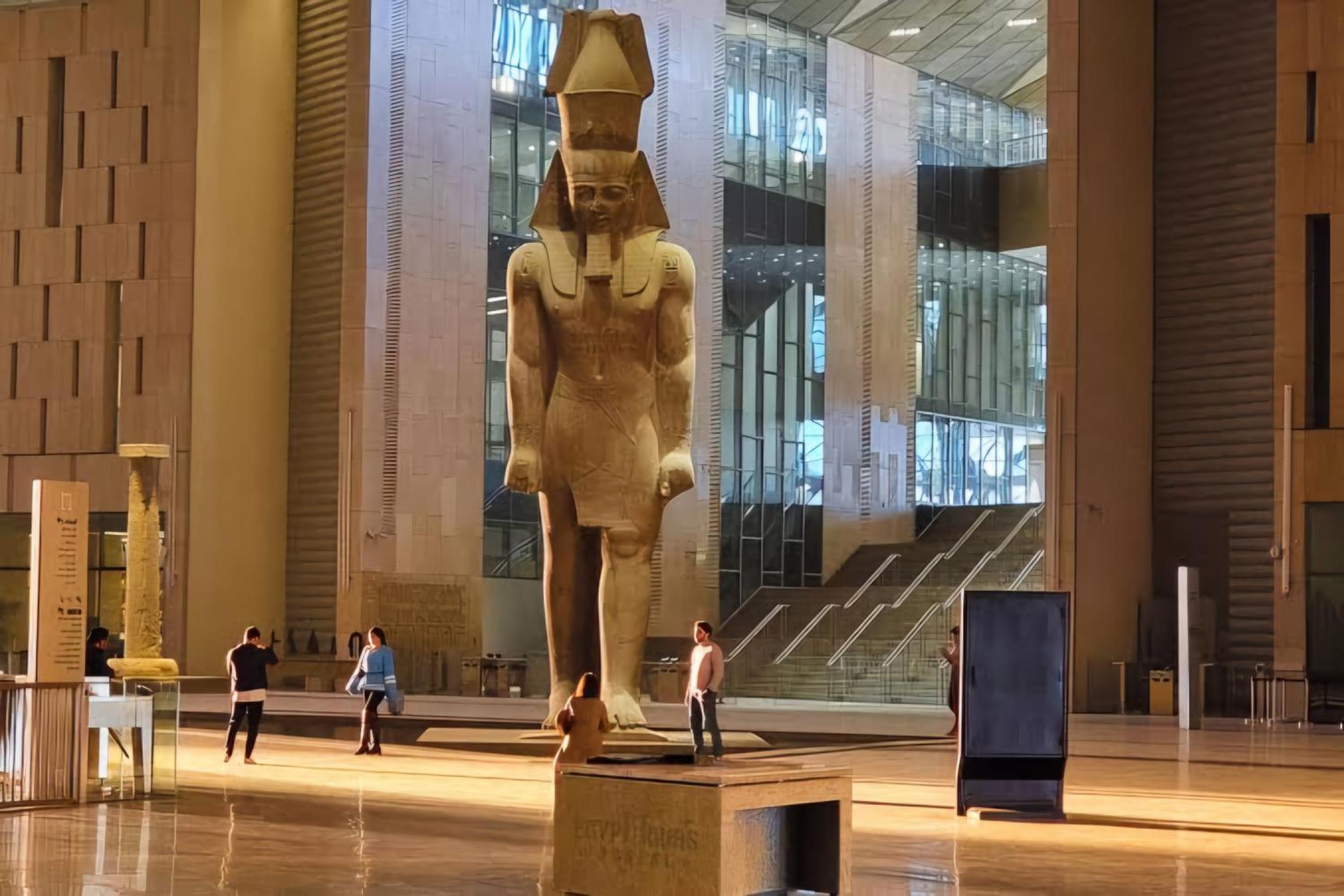 Giza Pyramids & Grand Museum Luxury Apartment