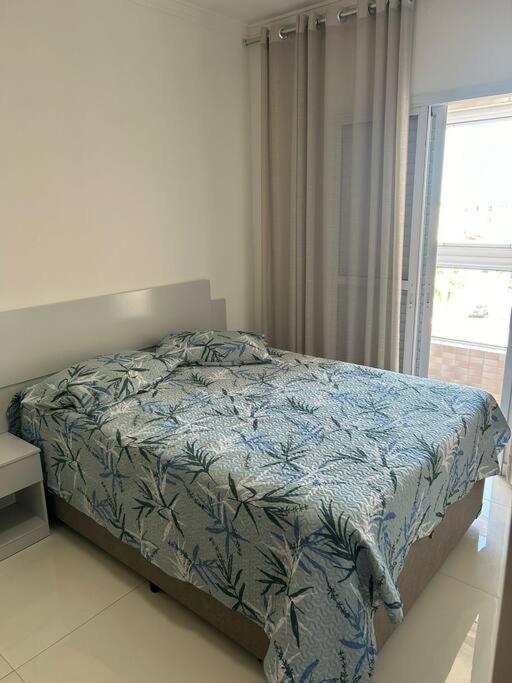 Praia Grande- Ocian Apartamento 100m da praia