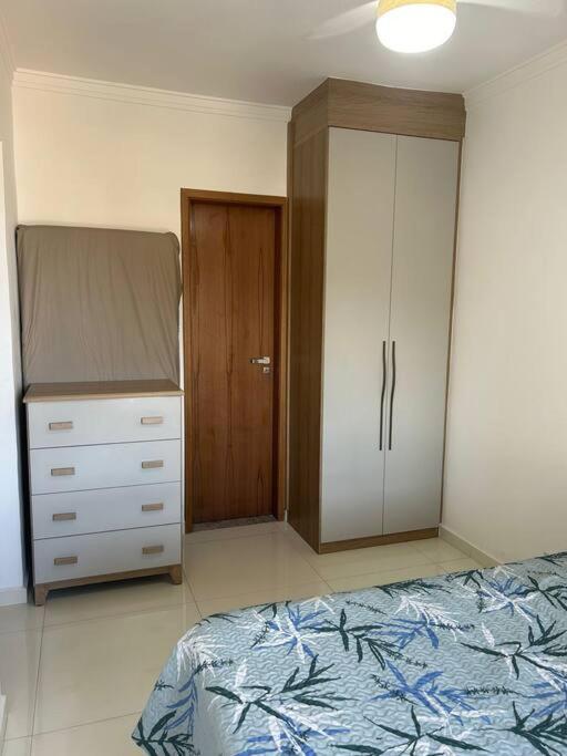 Praia Grande- Ocian Apartamento 100m da praia