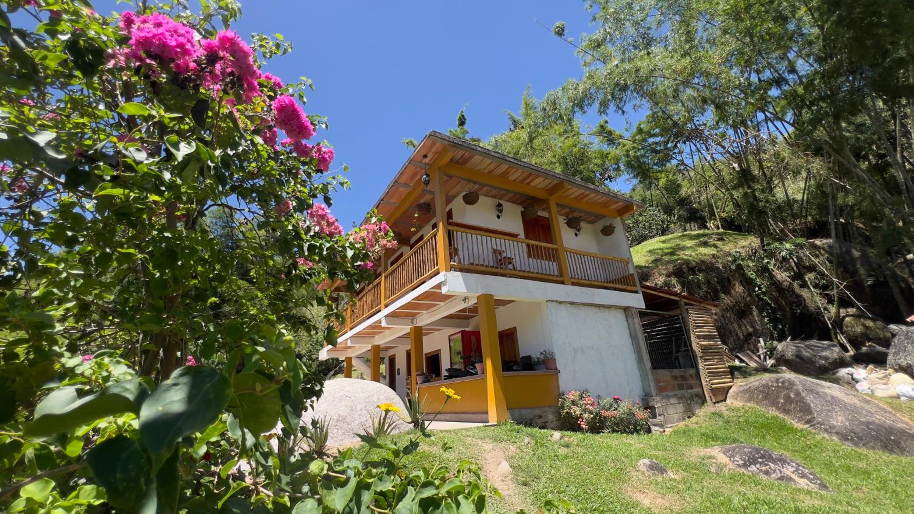 Paraiso Escondido
